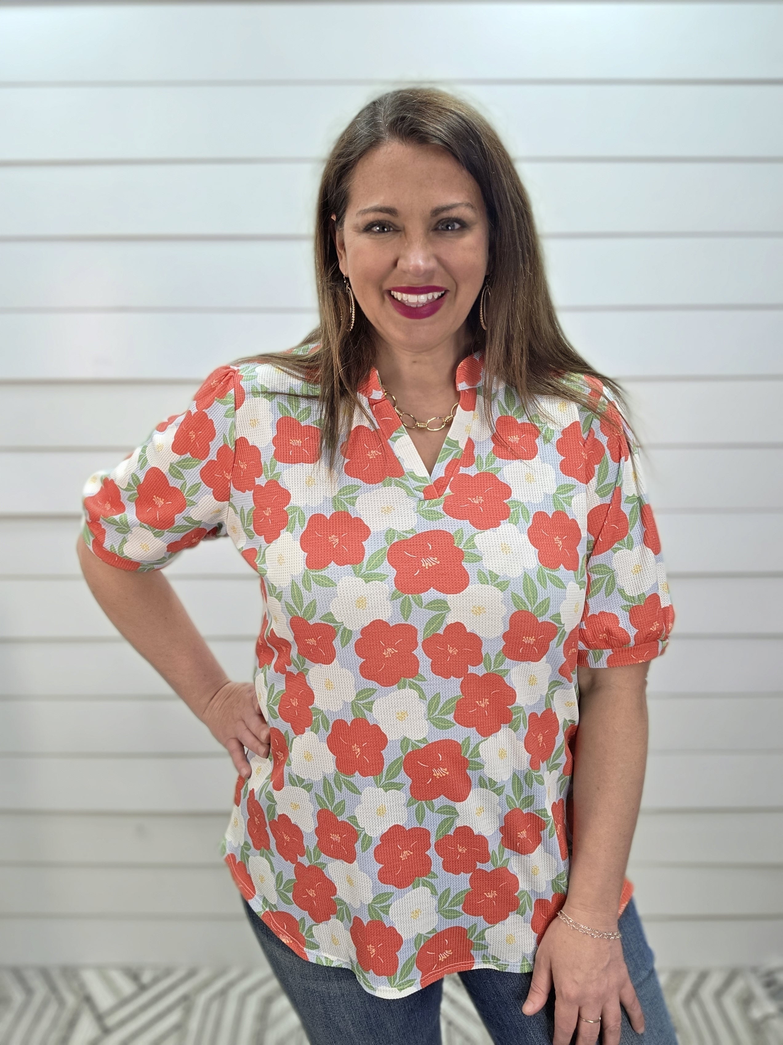 LIGHT BLUE/CORAL FLORAL MICRO WAFFLE TEXTURE V NECK KNIT TOP
