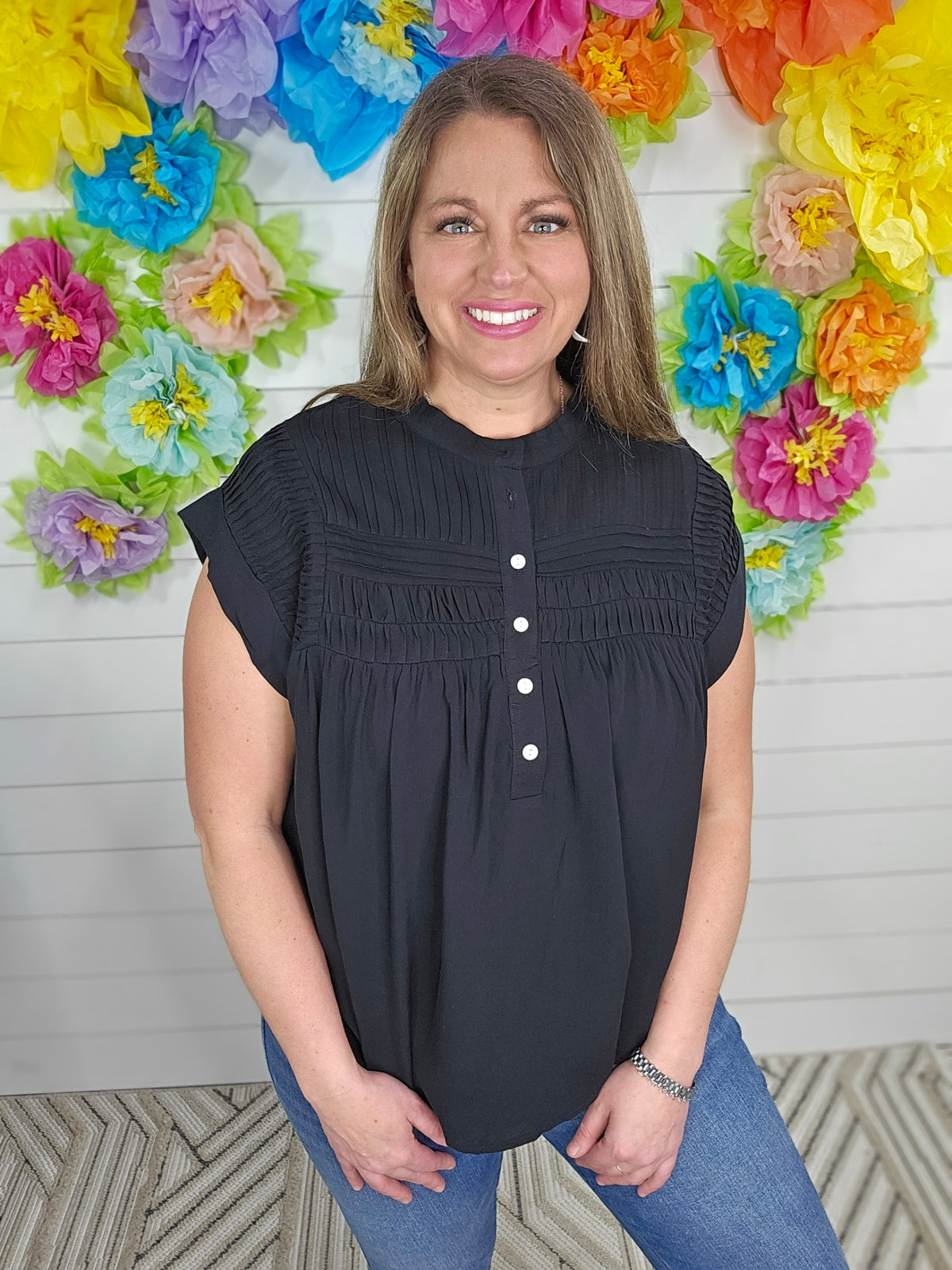 BLACK PLEATED BUTTON WOVEN TOP