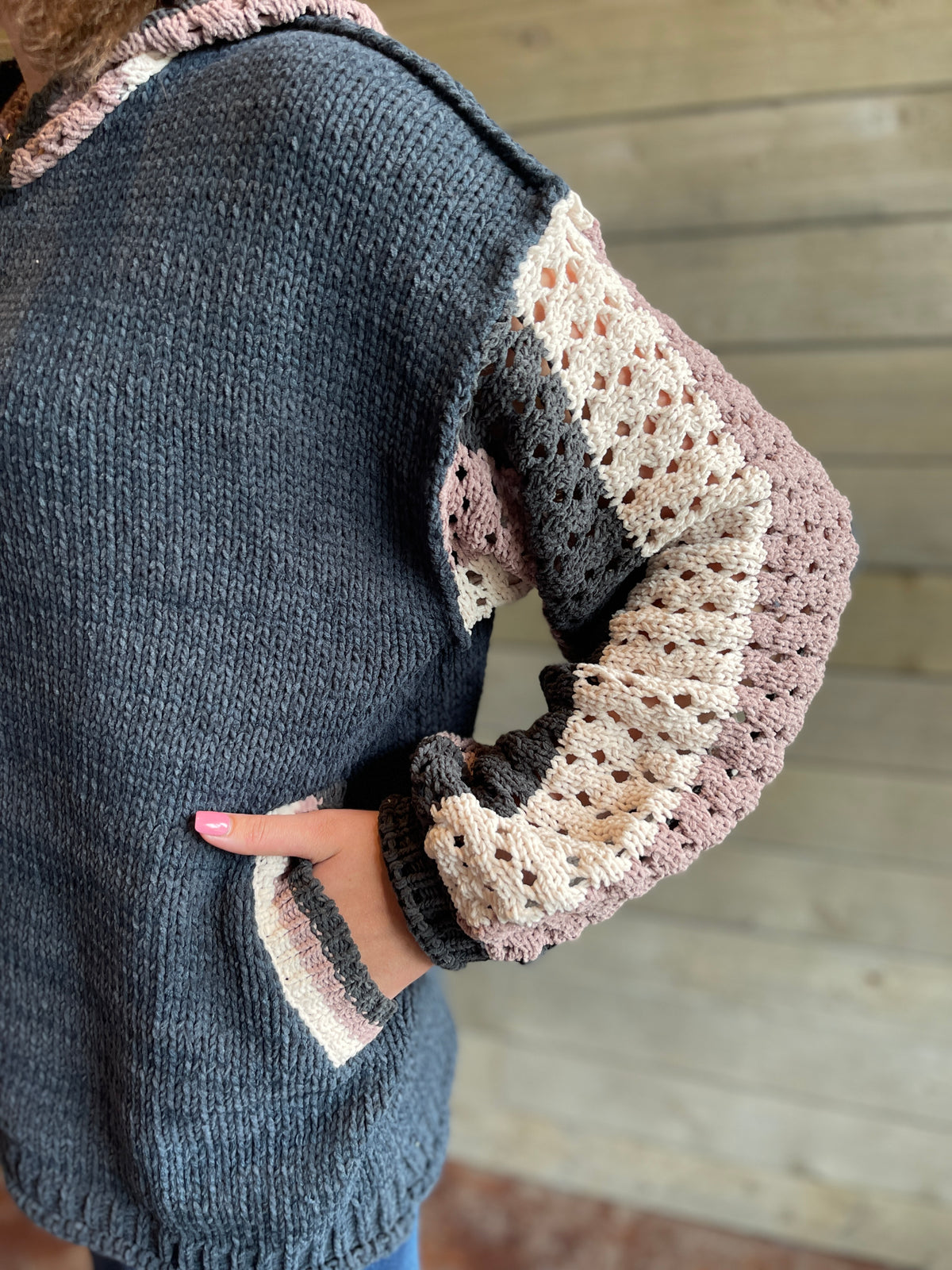 NAVY BUTTON KNIT SWEATER W/ OPEN KNIT COLORBLOCK SLEEVES