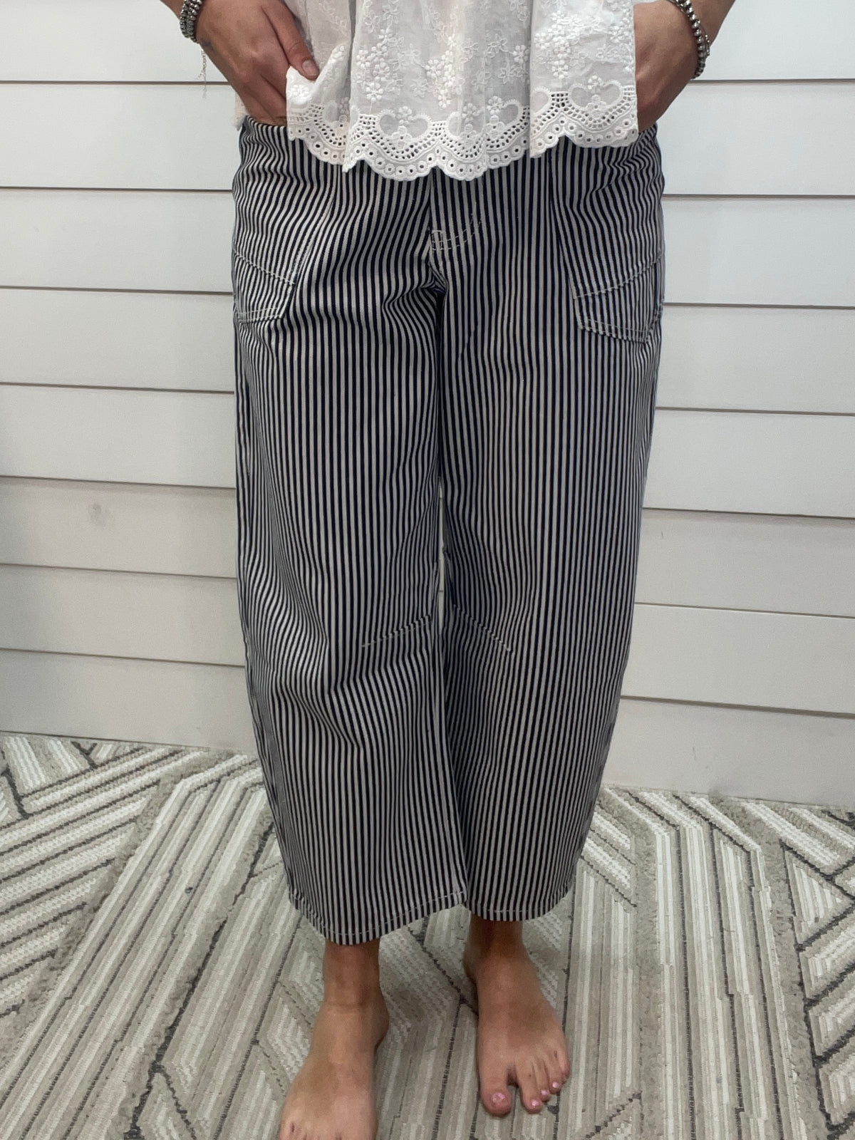 NAVY/WHITE STRIPED PATCH POCKET BARREL JEAN