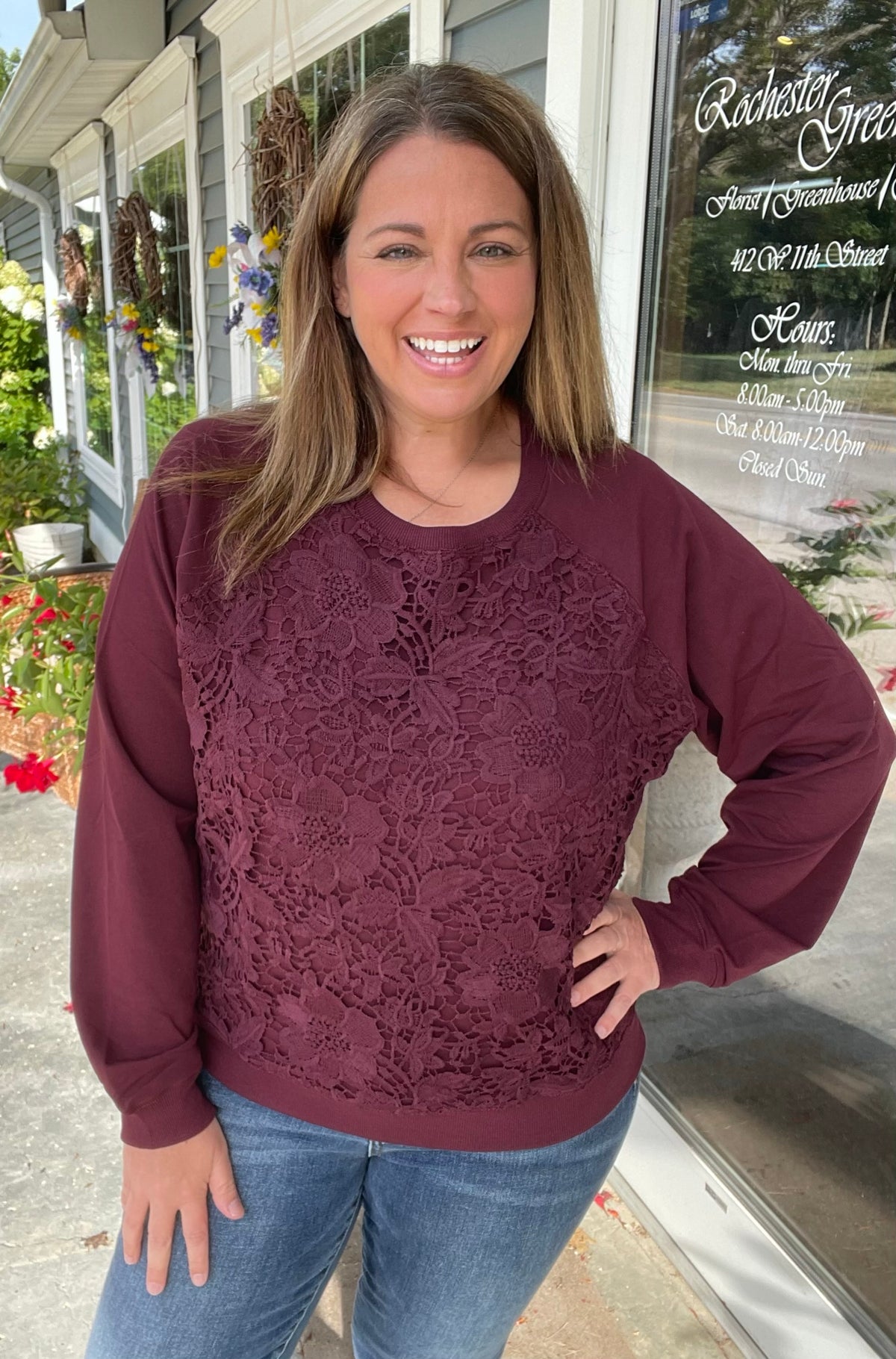 PLUM LACE FRONT PULLOVER