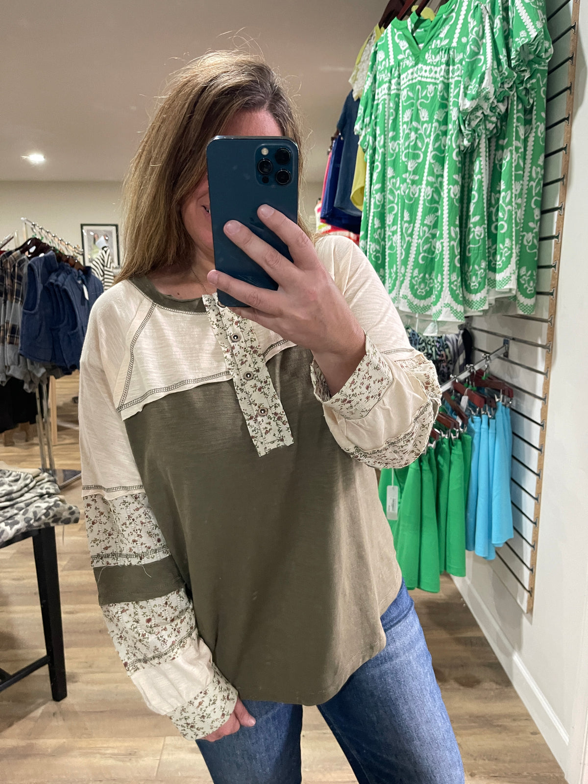 OLIVE COLOR BLOCK KNIT TOP W/ FLORAL TRIM AND HENLEY NECKLINE