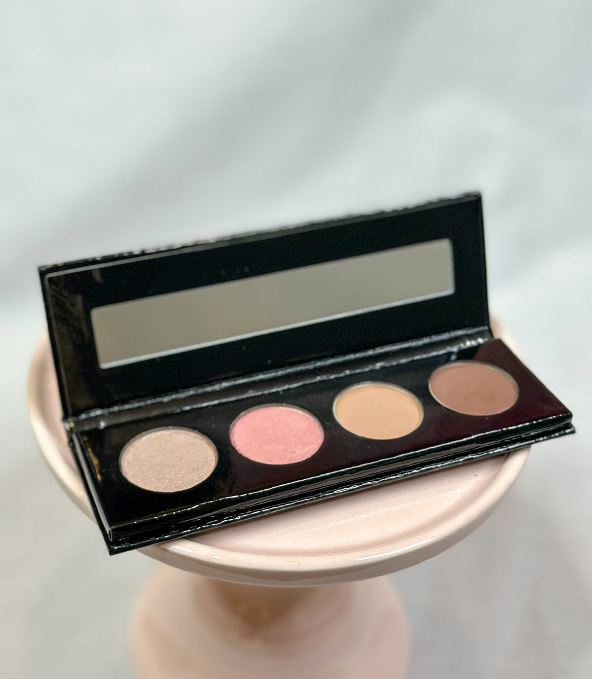 Nude Mood 4 Shade Eyeshadow Palette