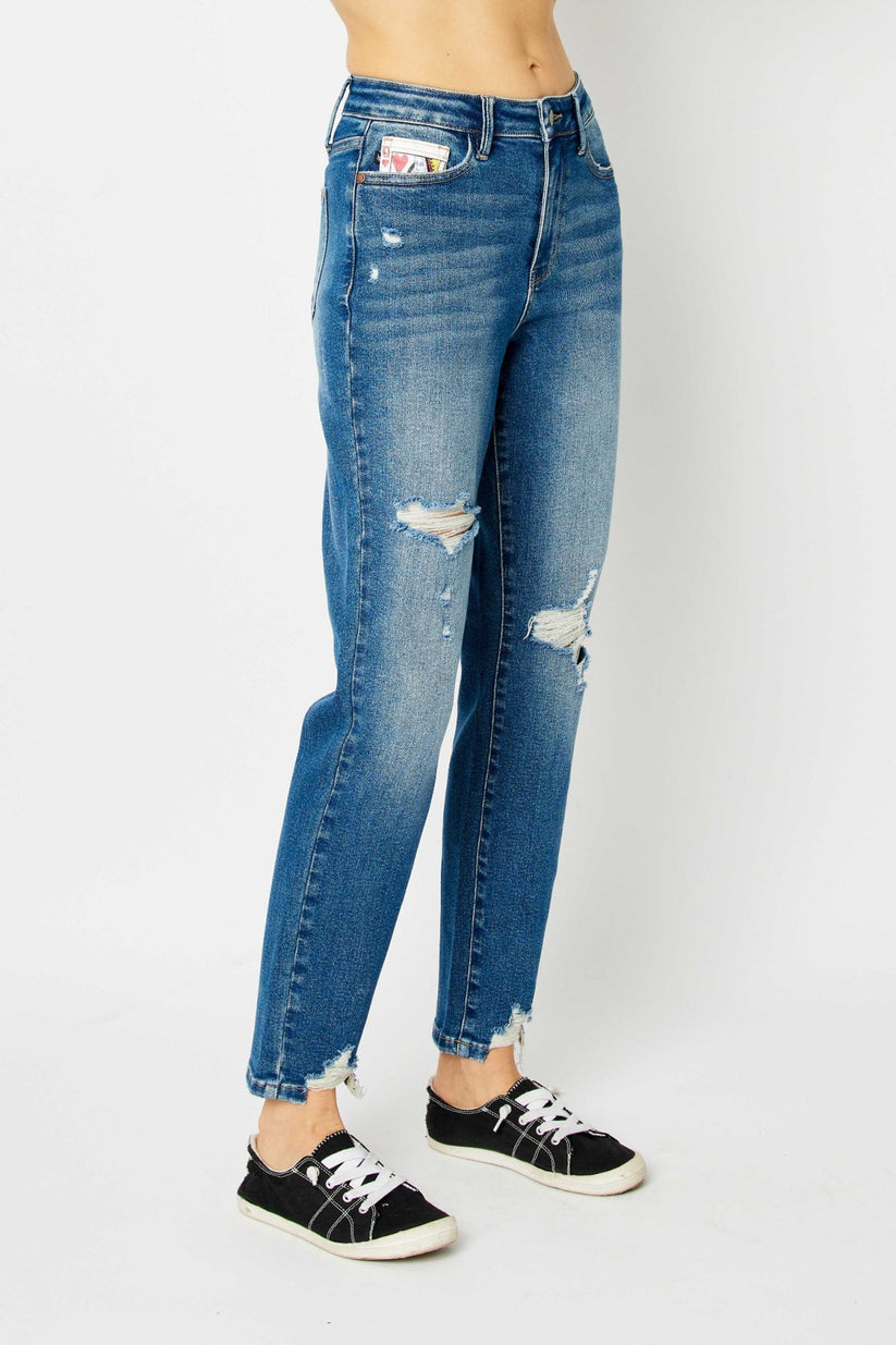 JUDY BLUE QUEEN OF HEARTS BOYFRIEND JEAN