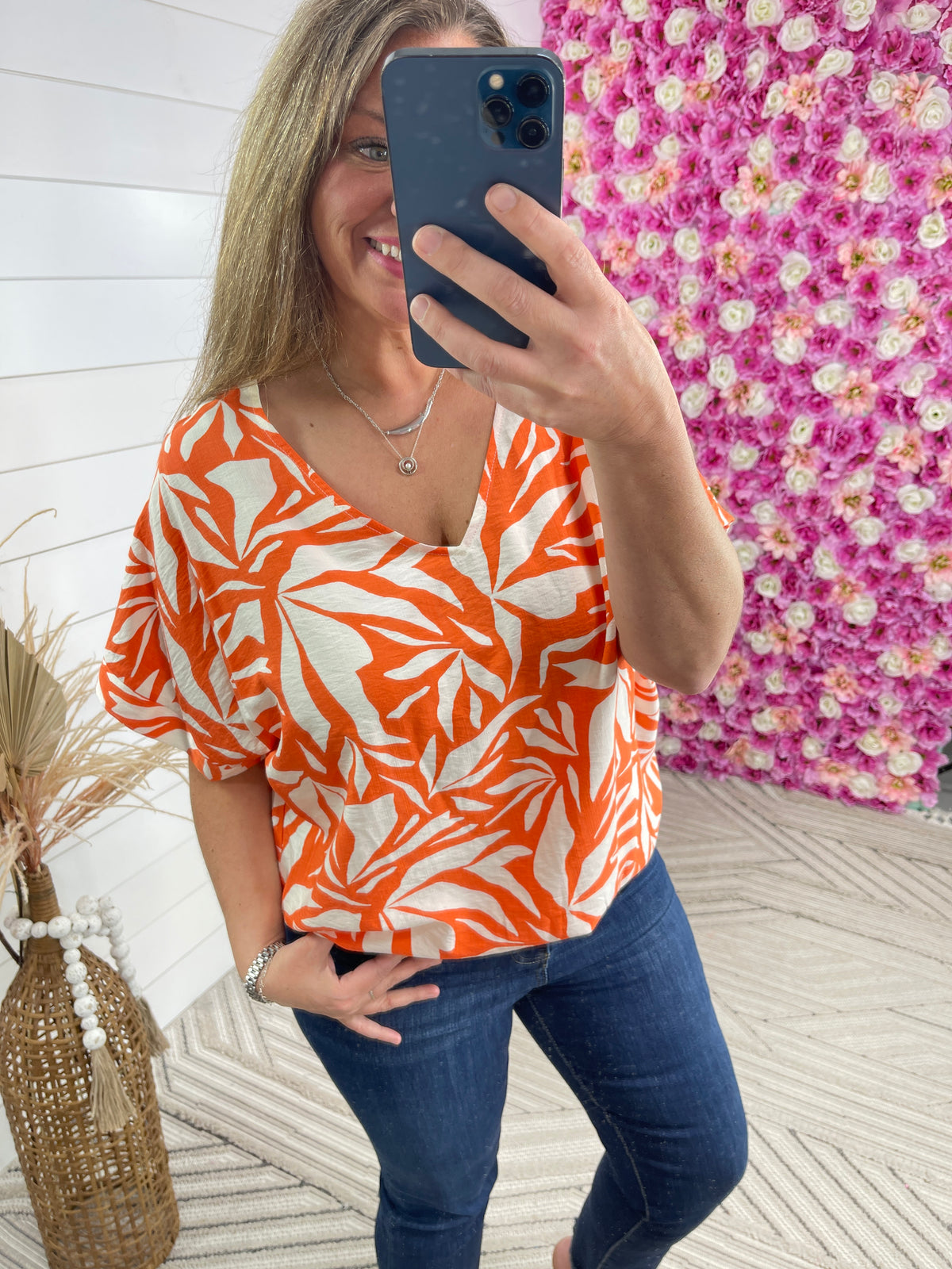 ORANGE OVERSIZED GEOMETRIC V NECK