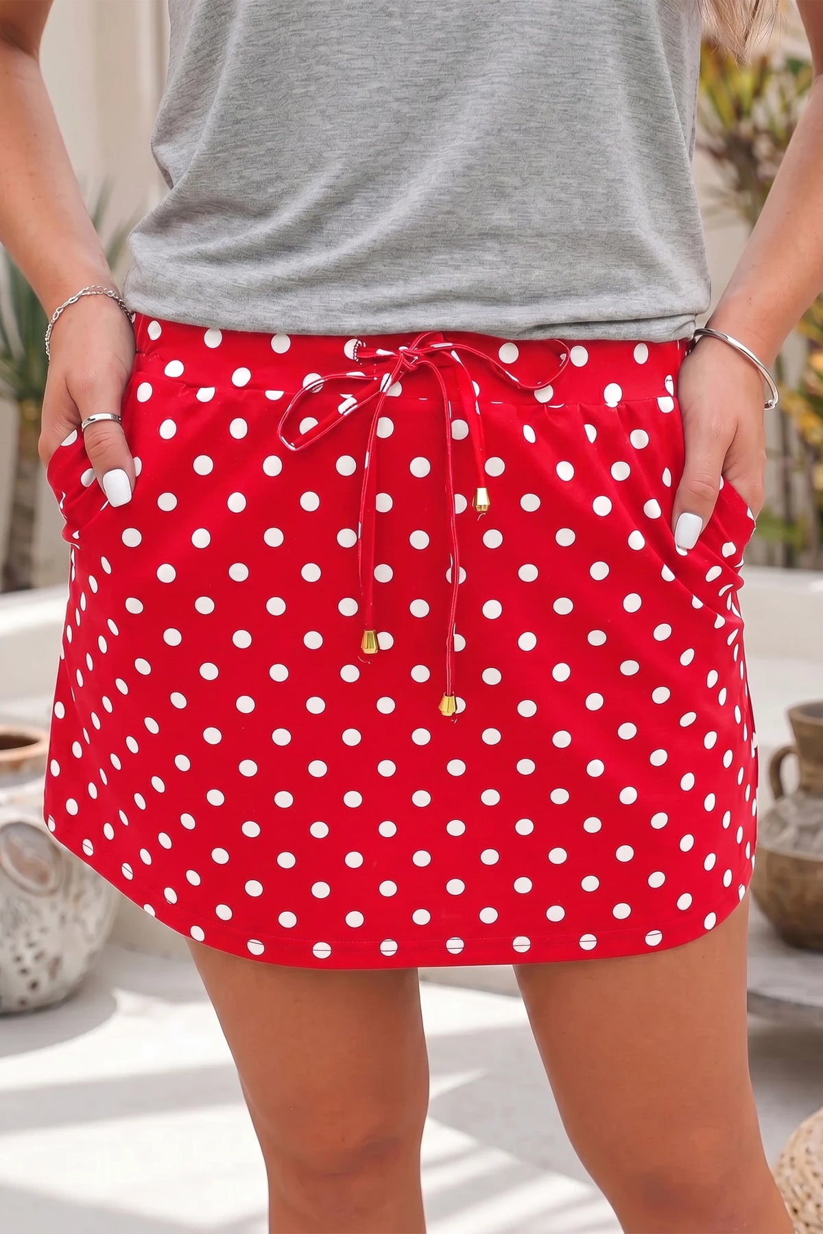 RED POLKADOT KNIT SKORT