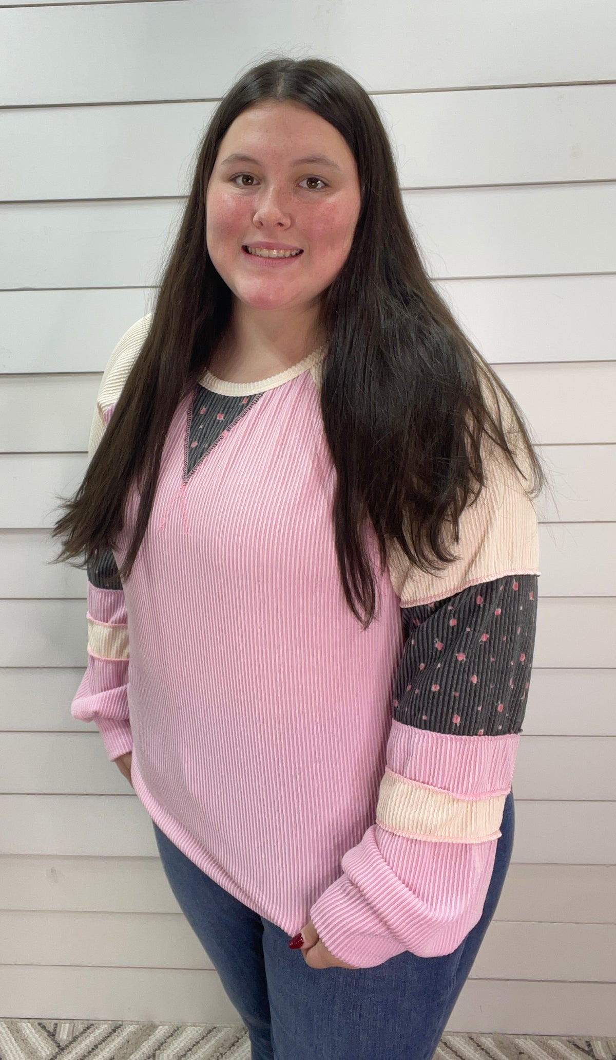PINK RAISED RIBBED COLORBLOCK/FLORAL SLEEVE KNIT TOP