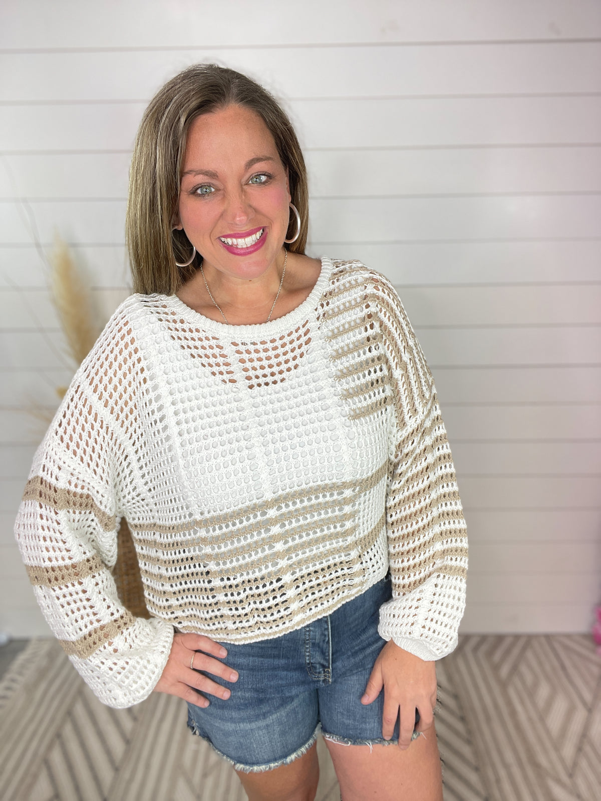 TAUPE/WHITE OPEN WEAVE TIE BACK KNIT SWEATER