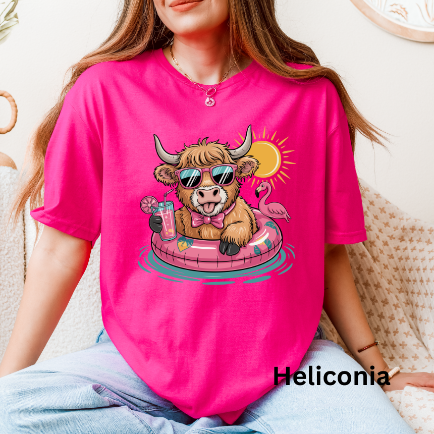 SWIMMING HIGHLAND GRAPHIC TEE