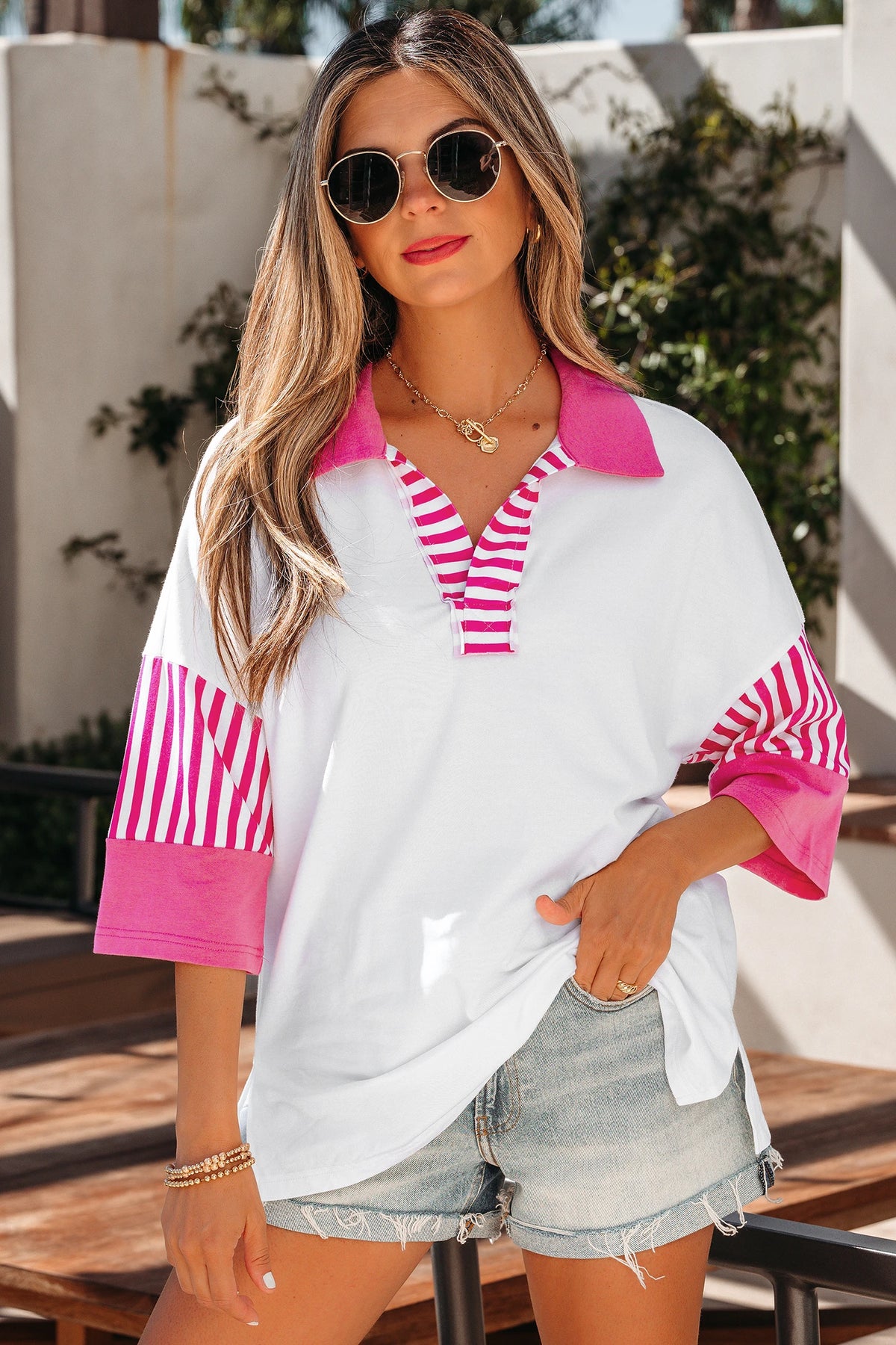 WHITE/HOT PINK CONTRAST KNIT TOP W/ LAY DOWN COLLAR