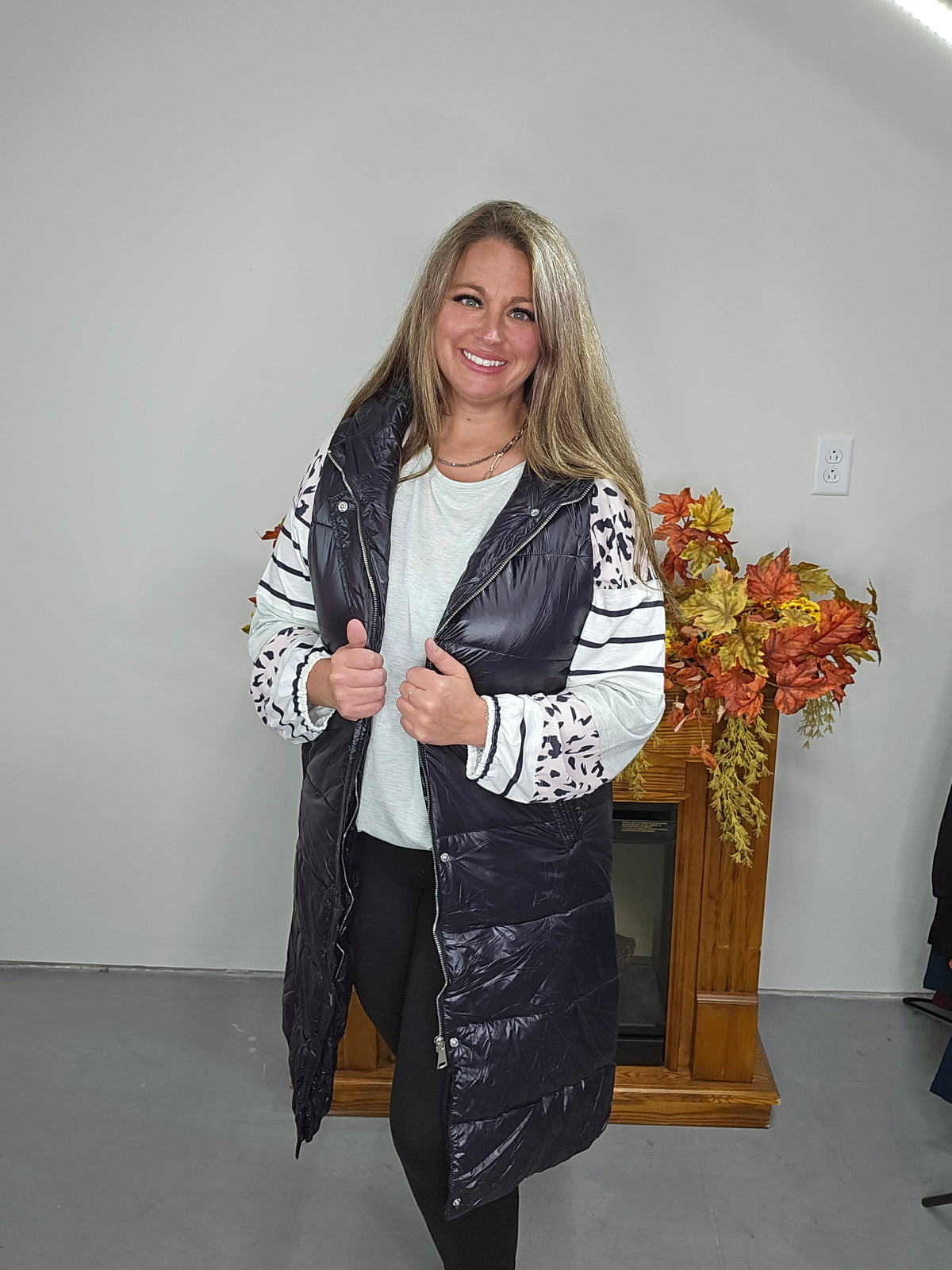 BLACK QUILTED LONG HOODED VEST