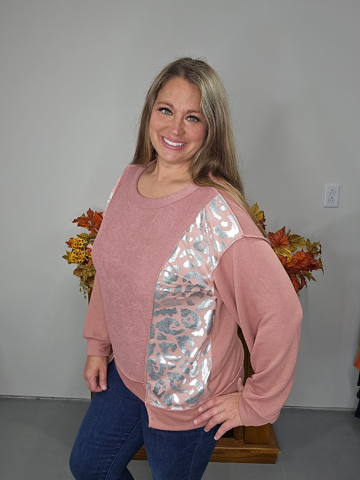 MAUVE FRENCH TERRY FOIL LEAOPARD TOP