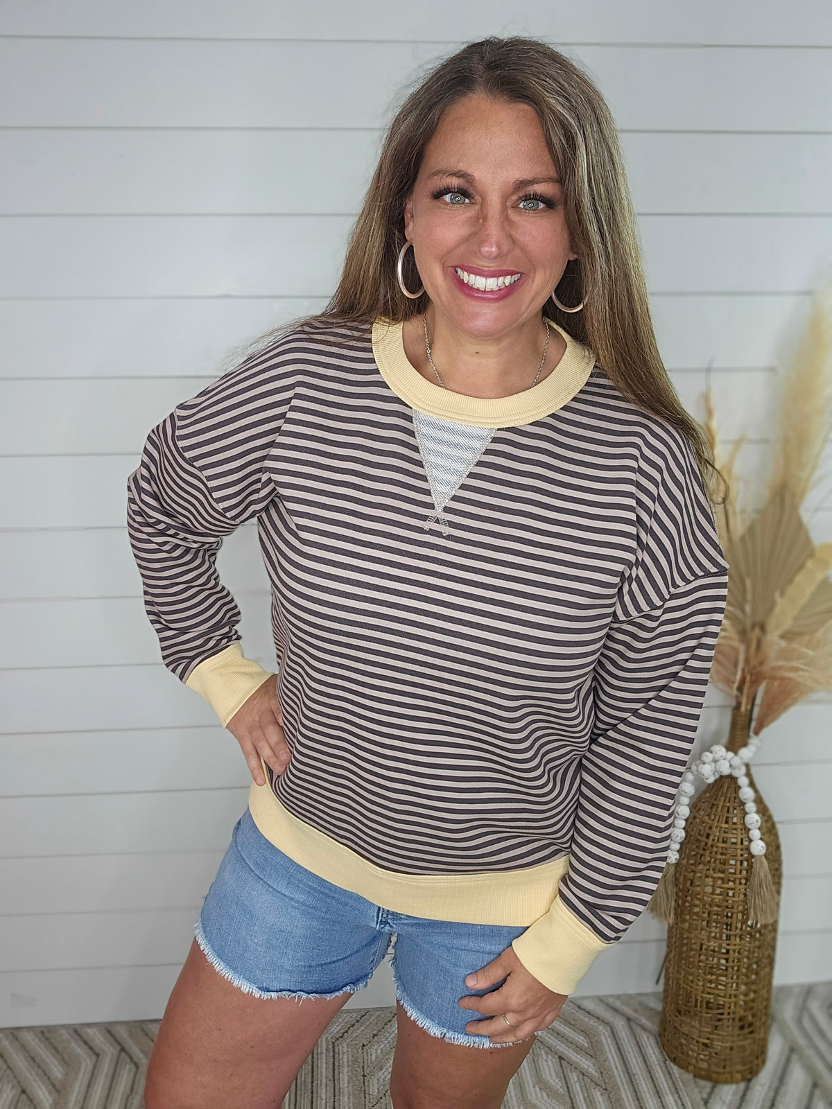 STRIPED FRENCH TERRY TOP W/ PALE YELLOW TRIM