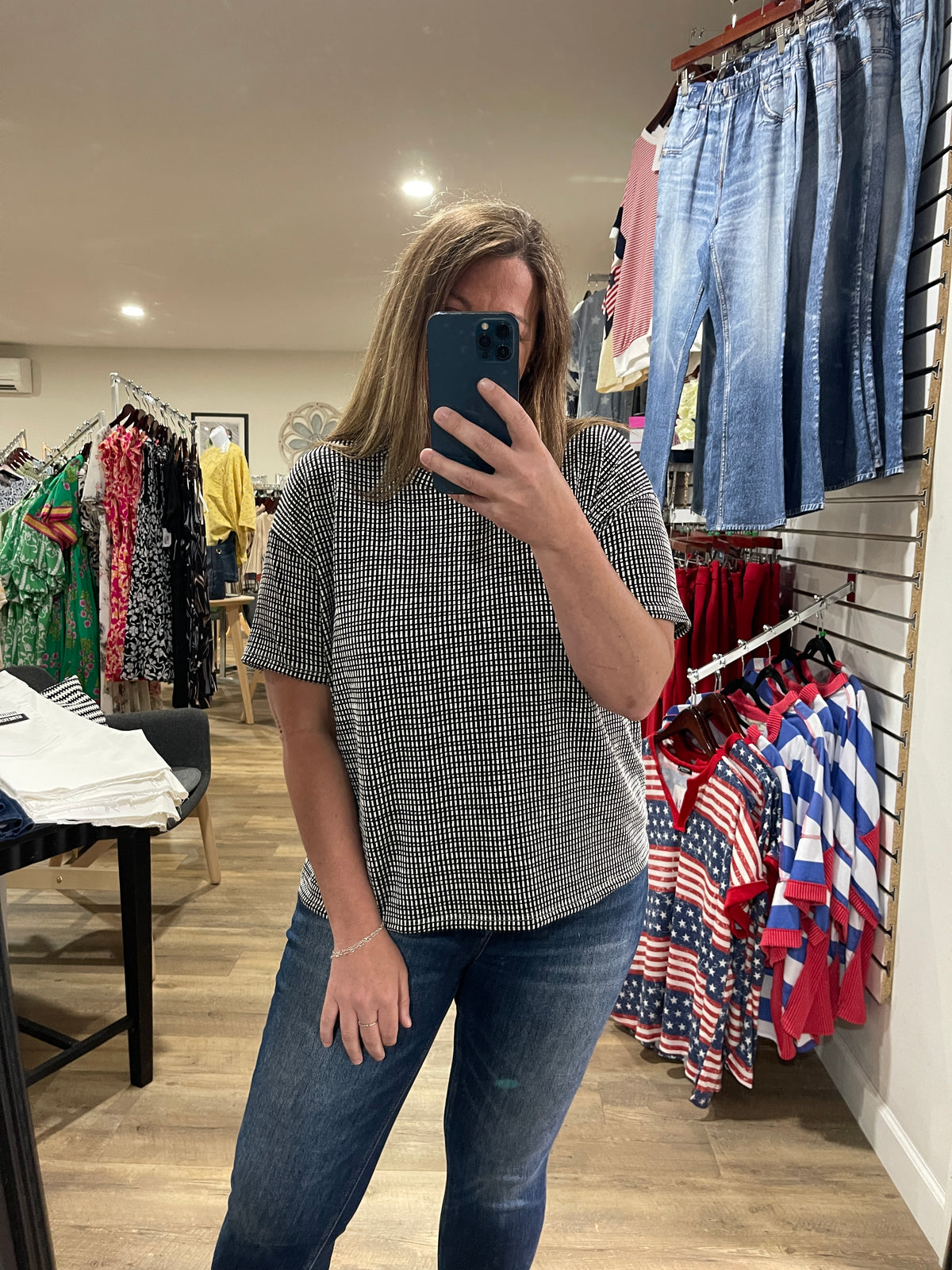BLACK/CREAM TEXTURED RELAXED TEE KNIT TOP