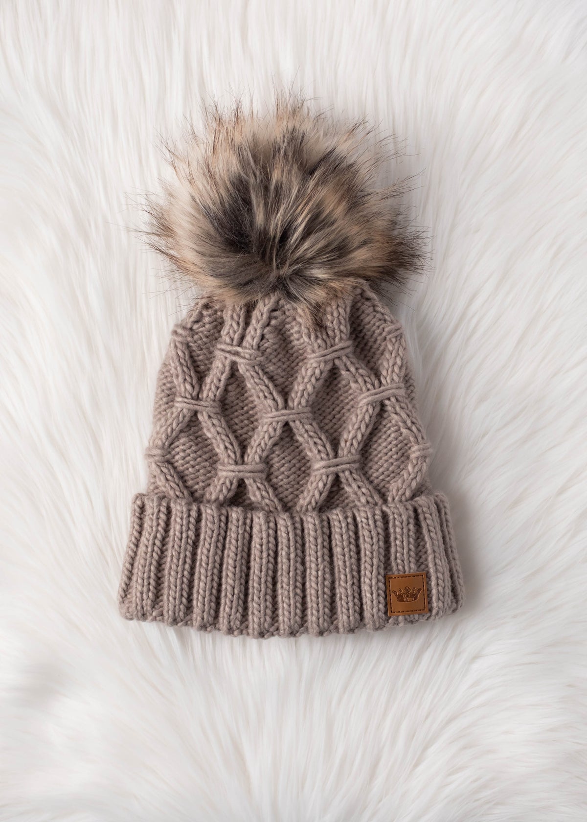 TAUPE DIAMOND CABLE KNIT POM HAT