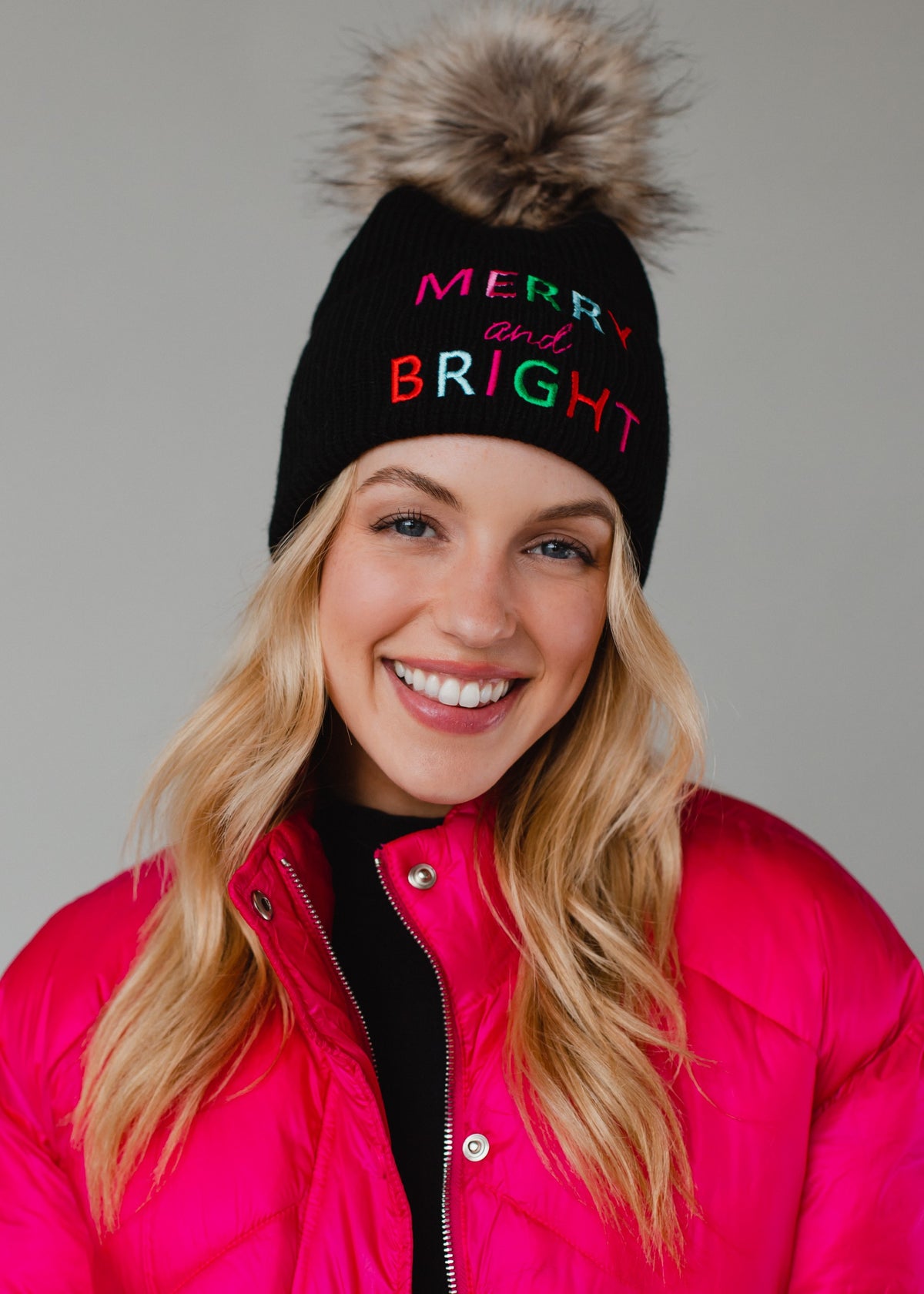 BLACK MERRY AND BRIGHT KNIT POM HAT