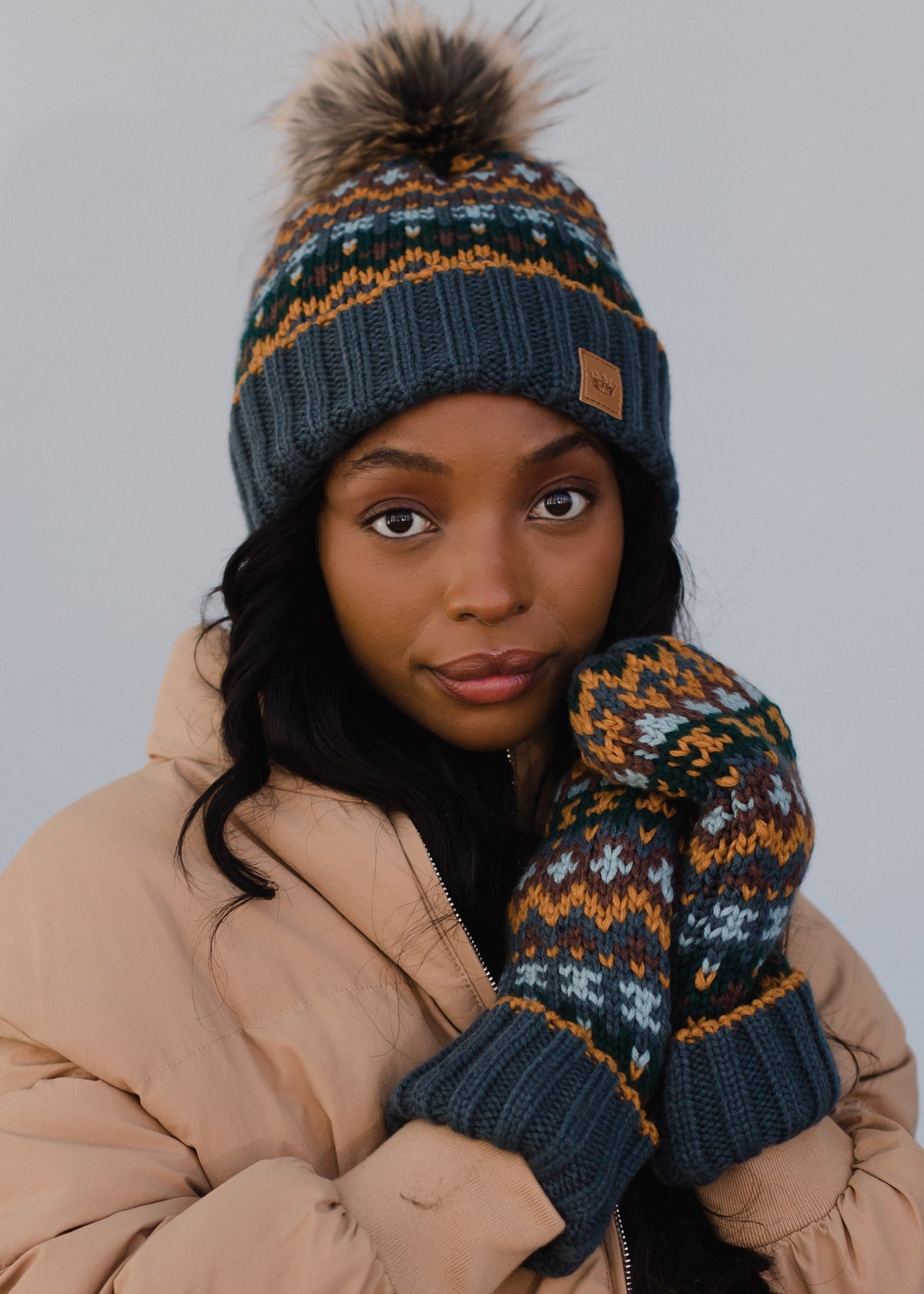 DUSTY BLUE & MULTICOLORED PATTERNED MITTENS