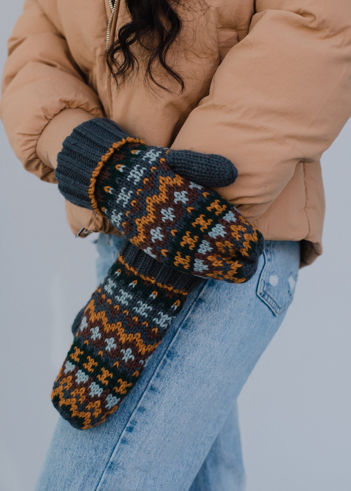 DUSTY BLUE & MULTICOLORED PATTERNED MITTENS