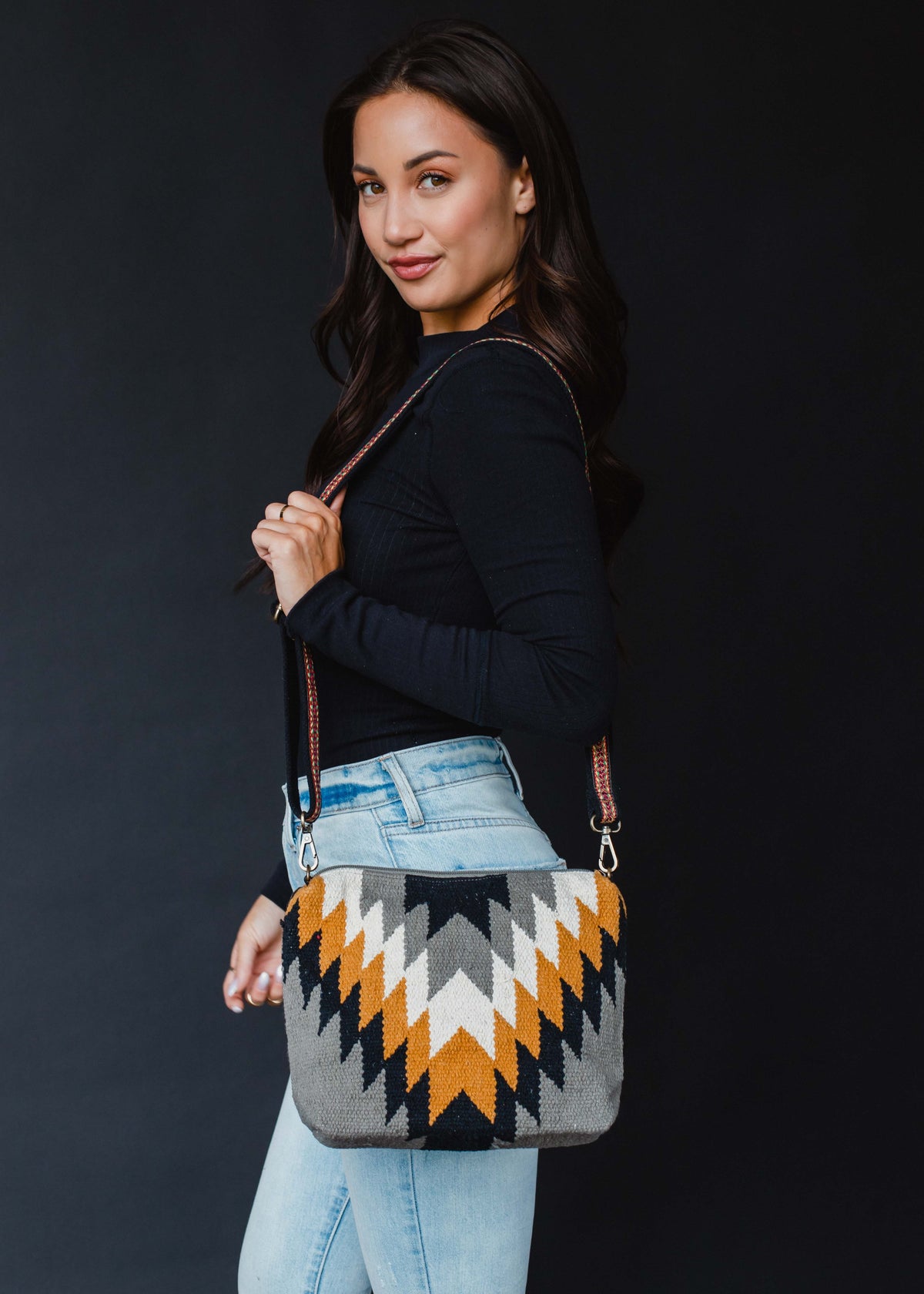 GRAY, BLACK, MUSTARD, & CREAM AZTEC CROSSBODY