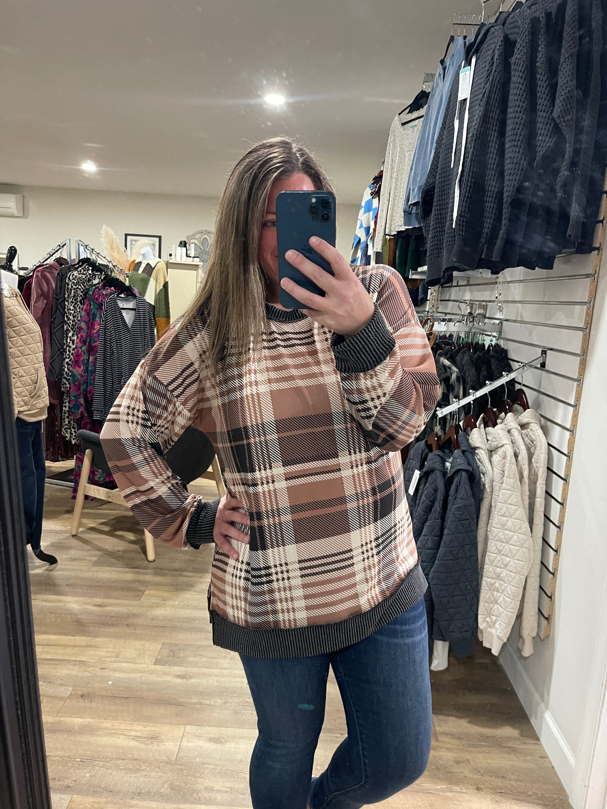 BROWN/BLACK PLAID KNIT TOP W/ RAISED RIBBED ACCENT