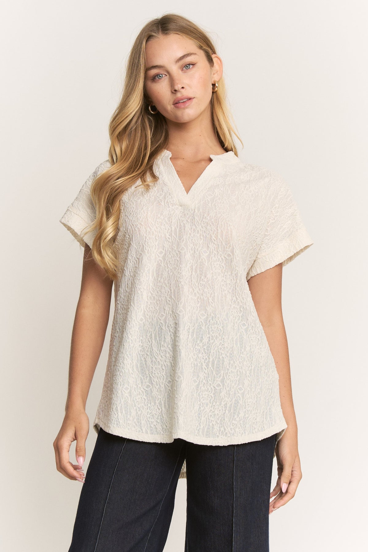 IVORY LACE V NECK KNIT TOP