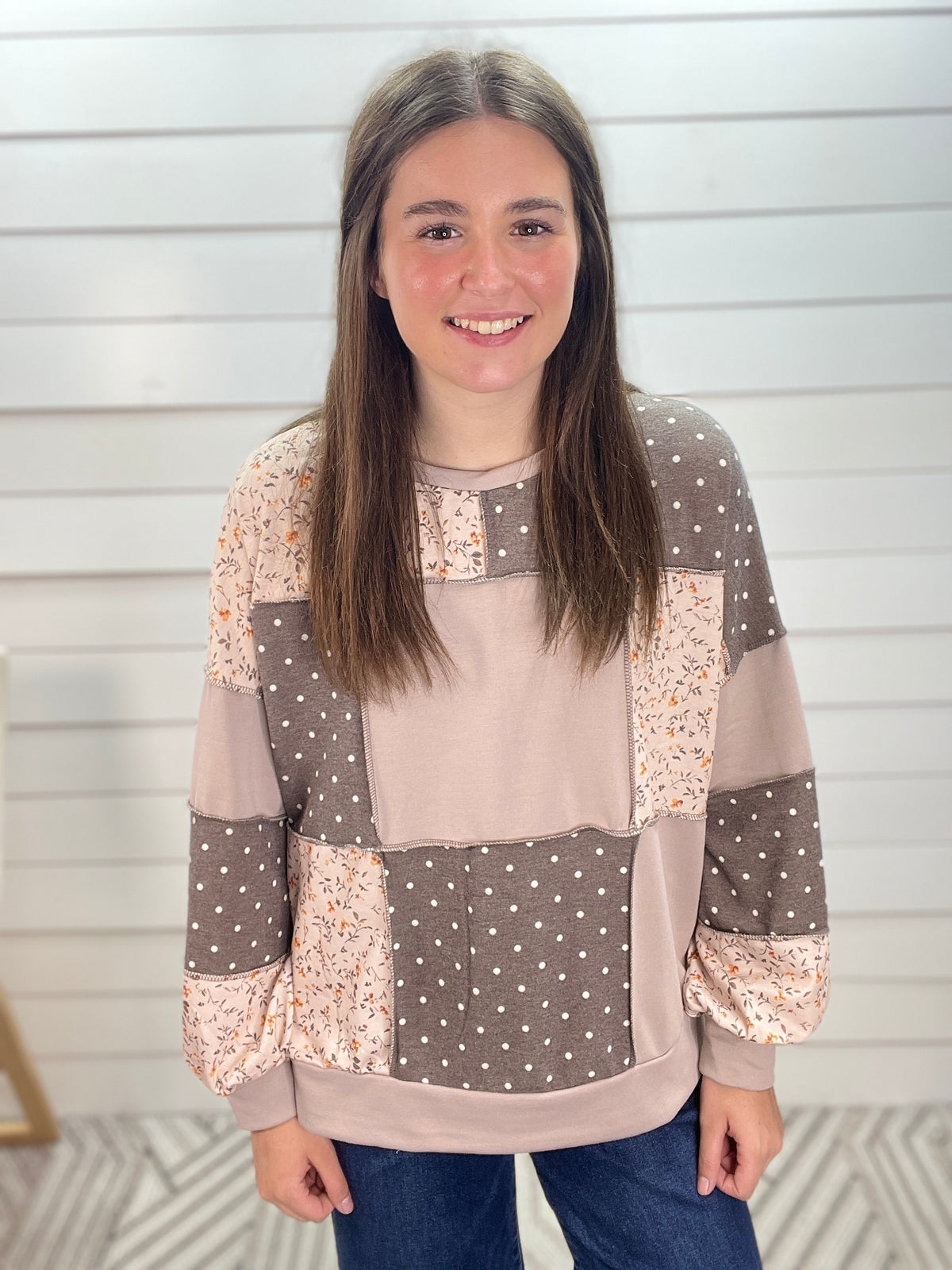 TAUPE/BROWN COLORBLOCK POLKADOT/FLORAL KNIT TOP