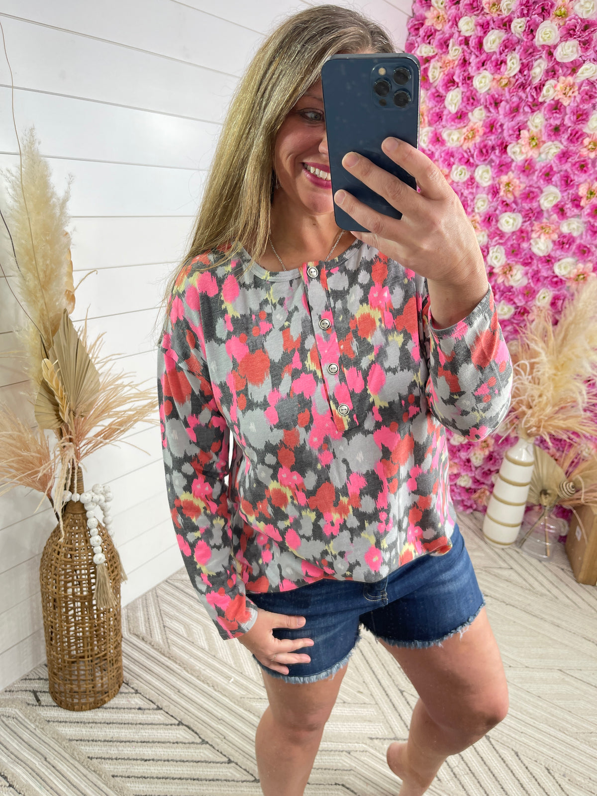 CHARCOAL KNIT MULTI COLOR PRINT HENLEY TOP