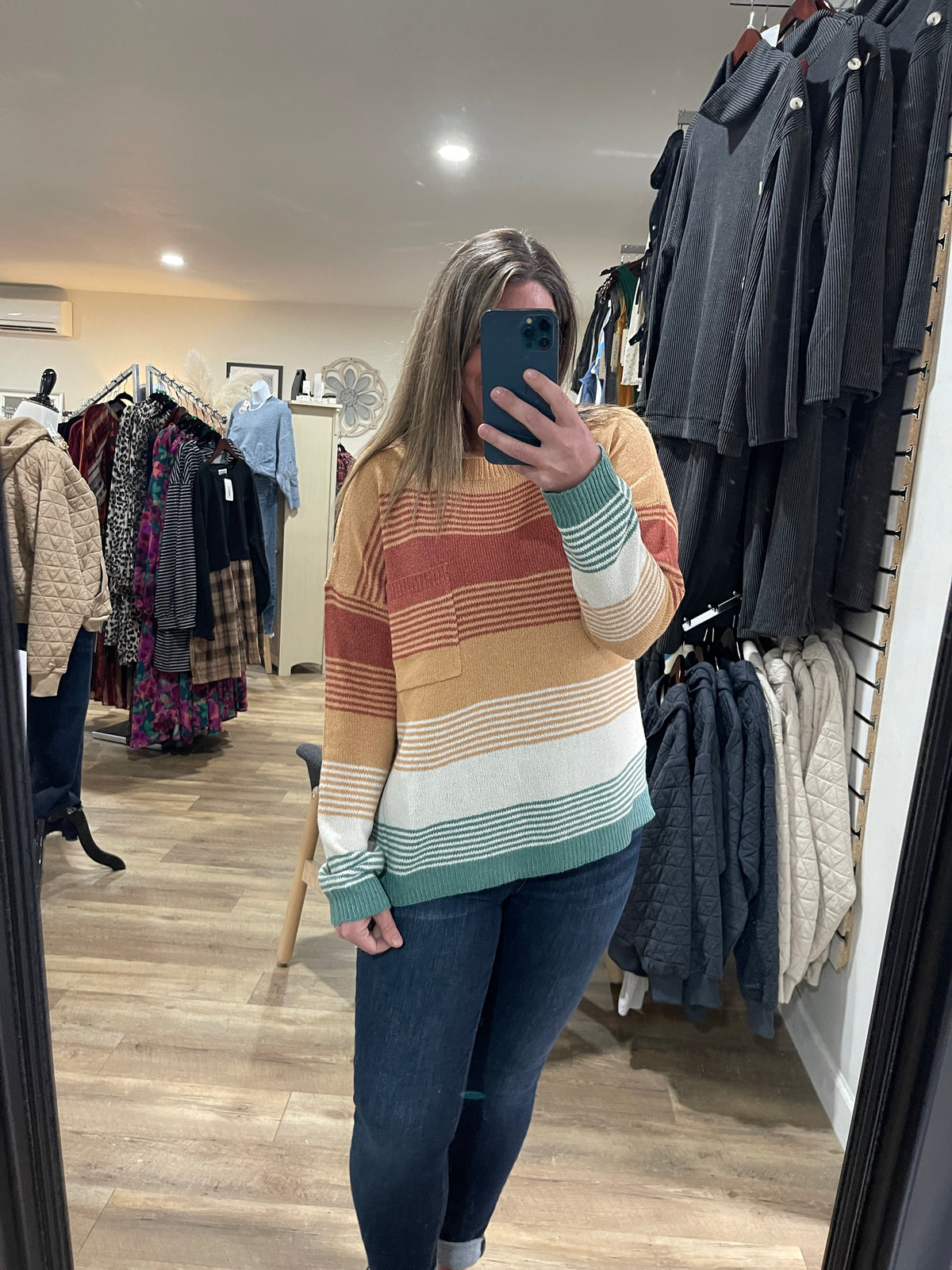 CAMEL/RUST MULTI COLOR STRIPED PULLVOER LIGHT WEIGHT SWEATER