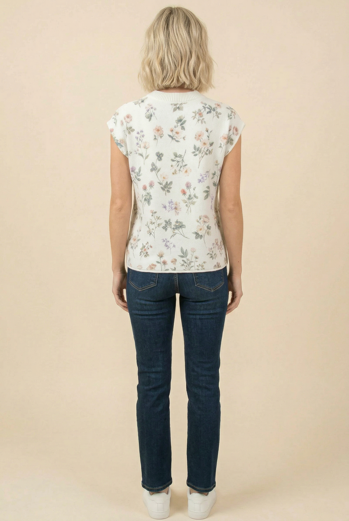 BOMBOM - TA2497 Floral Textured Sleeveless Knit Top: M