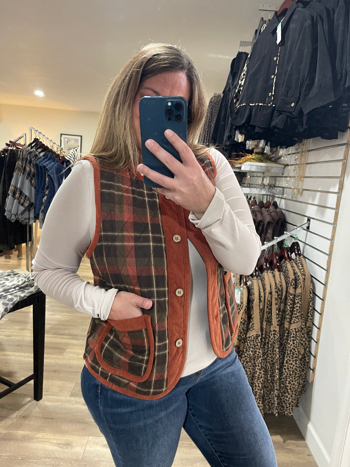 RUST/BROWN Crew Neck, Button Down, Patch Pockets, Corduroy/Plaid Vest