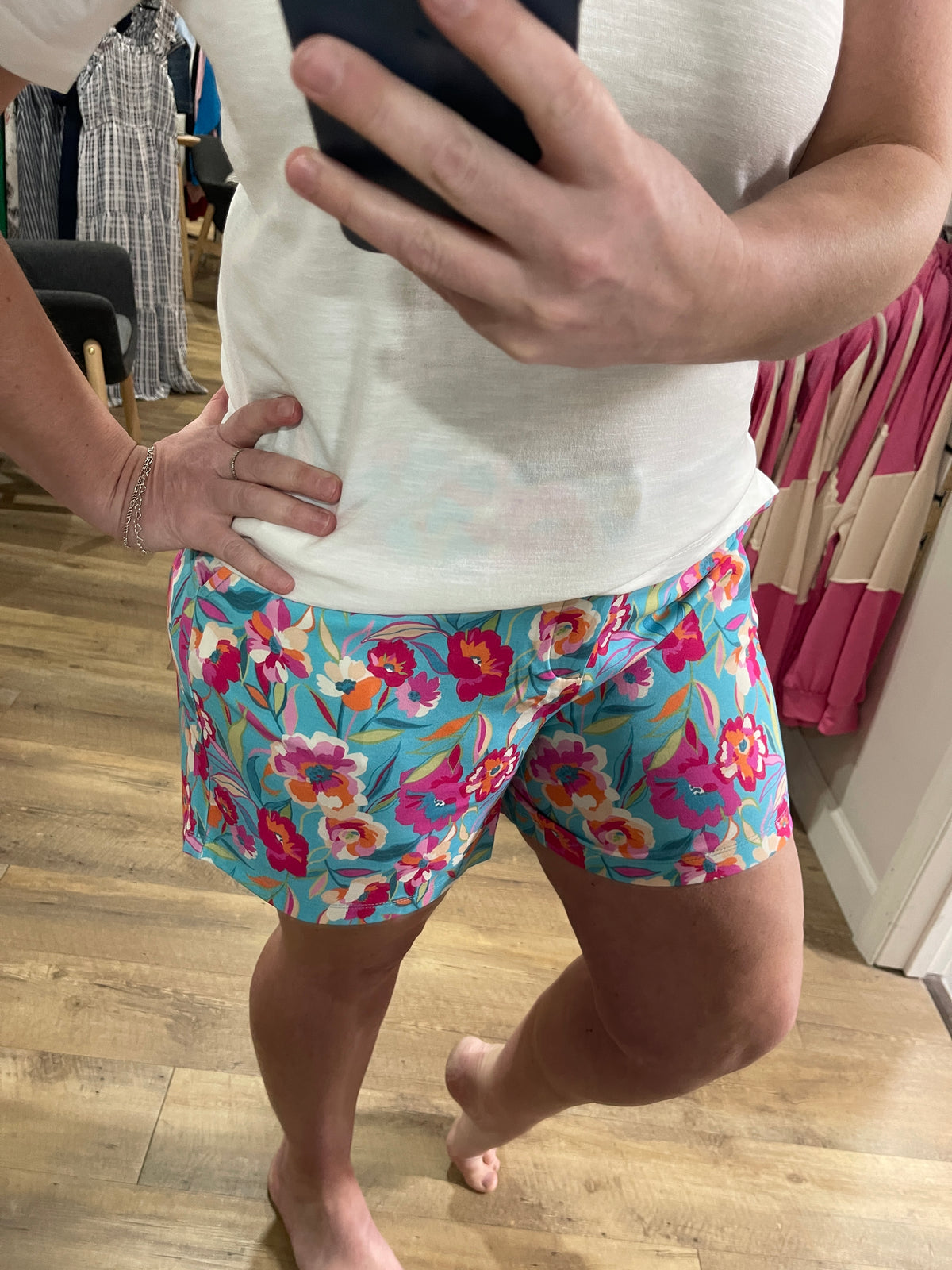 DEAR SCARLETT MINT/FUCSHIA FLORAL KNIT SHORTS