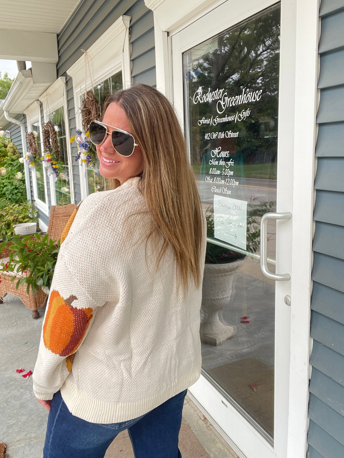 IVORY/RUST Round Neck Drop Shoulder Long Sleeve Pumpkin Jacquard Sweater Top