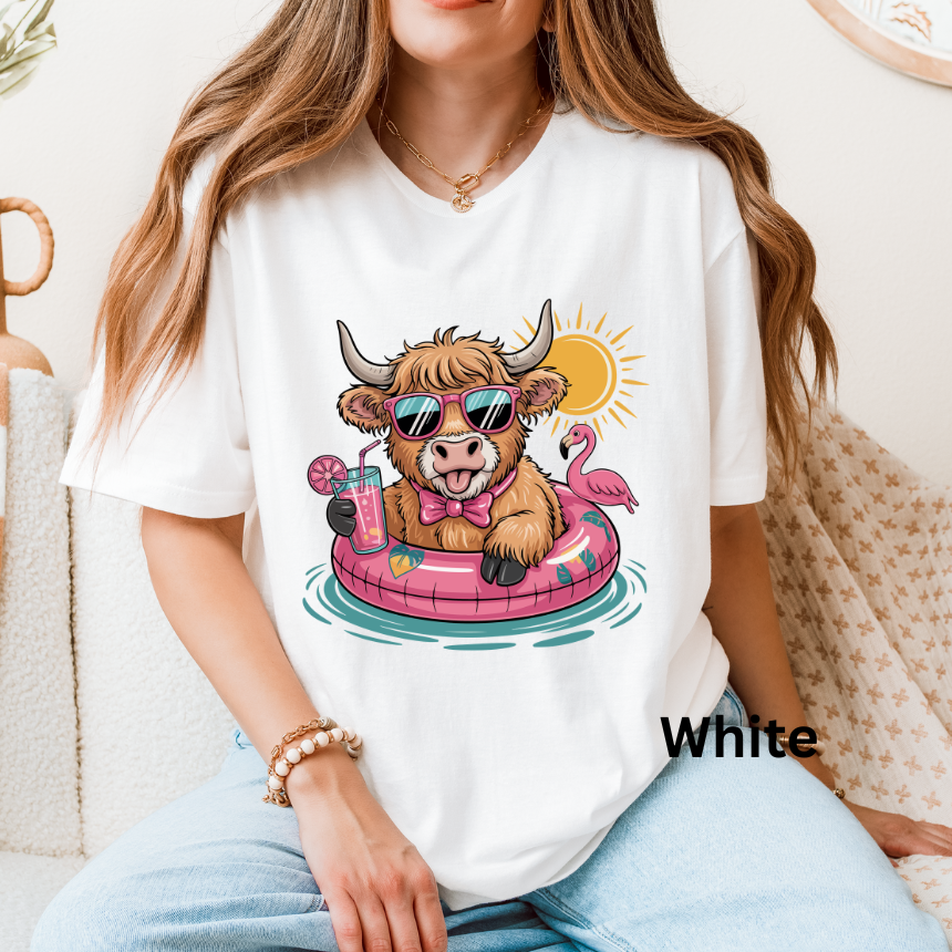 SWIMMING HIGHLAND GRAPHIC TEE