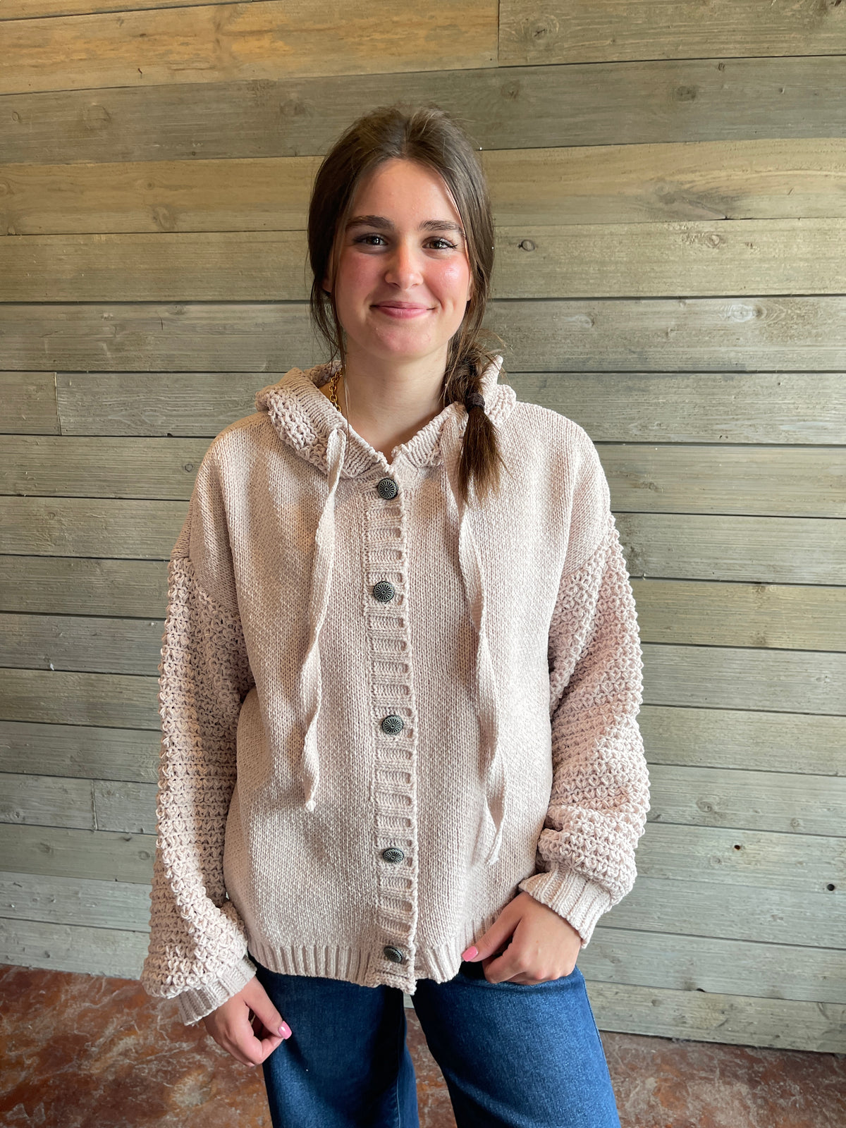 BEIGE BUTTON DOWN HOODED OVERSIZED SWEATER WITH KNITED SLEEVES