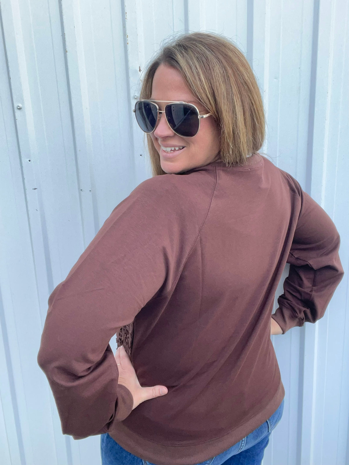 CHOCOLATE LACE FRONT PULLOVER