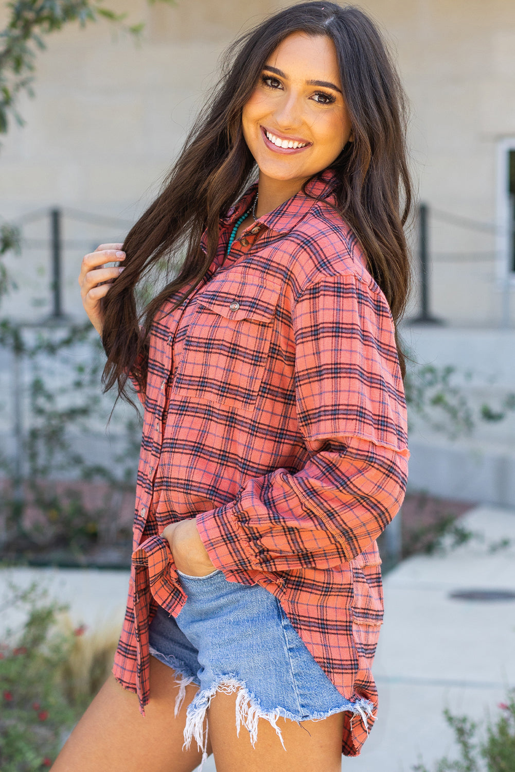 BERRY PLAID DISTRESSED HEM PLAID SHIRT