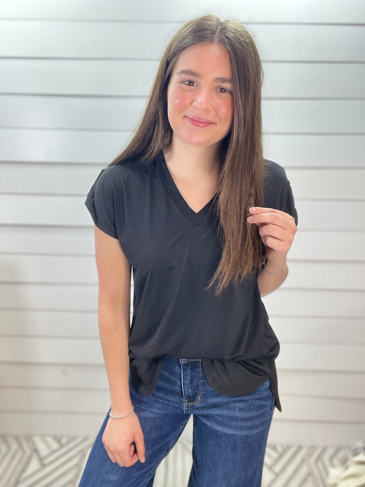 BLACK V NECK BUTTON SLEEVE TOP