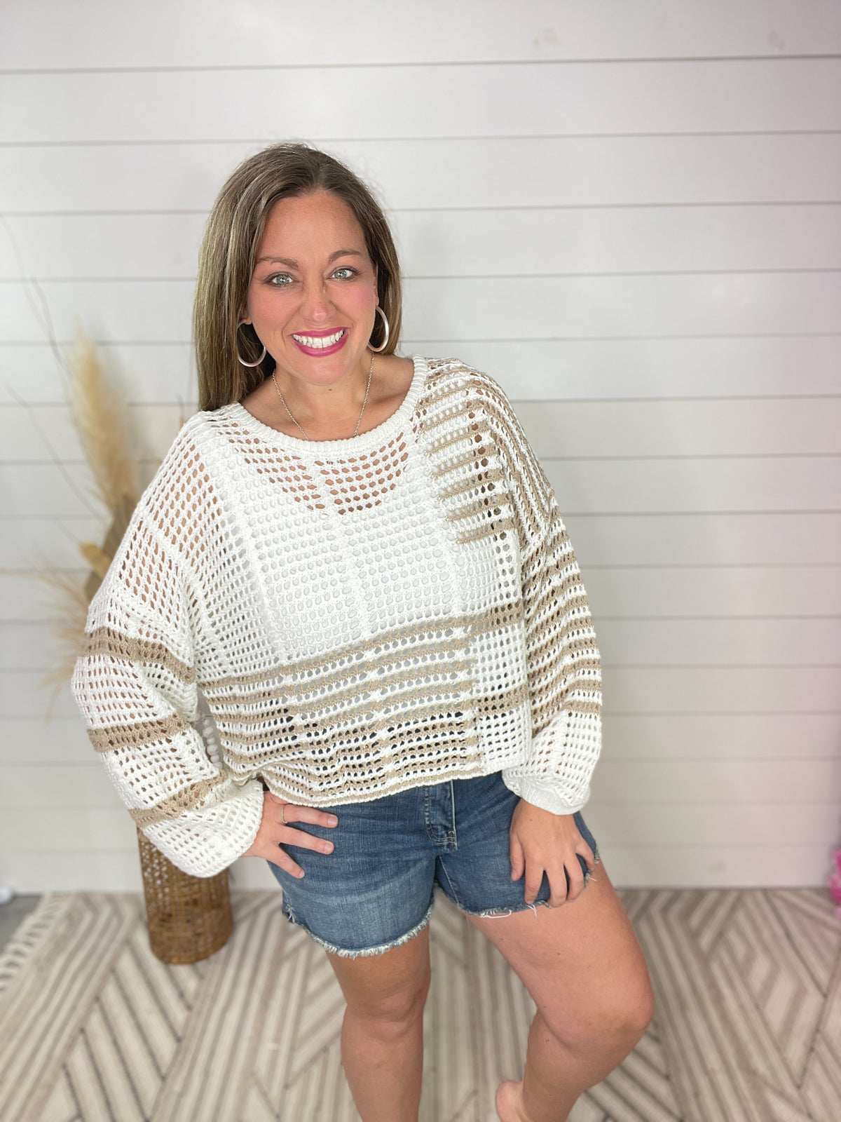 TAUPE/WHITE OPEN WEAVE TIE BACK KNIT SWEATER