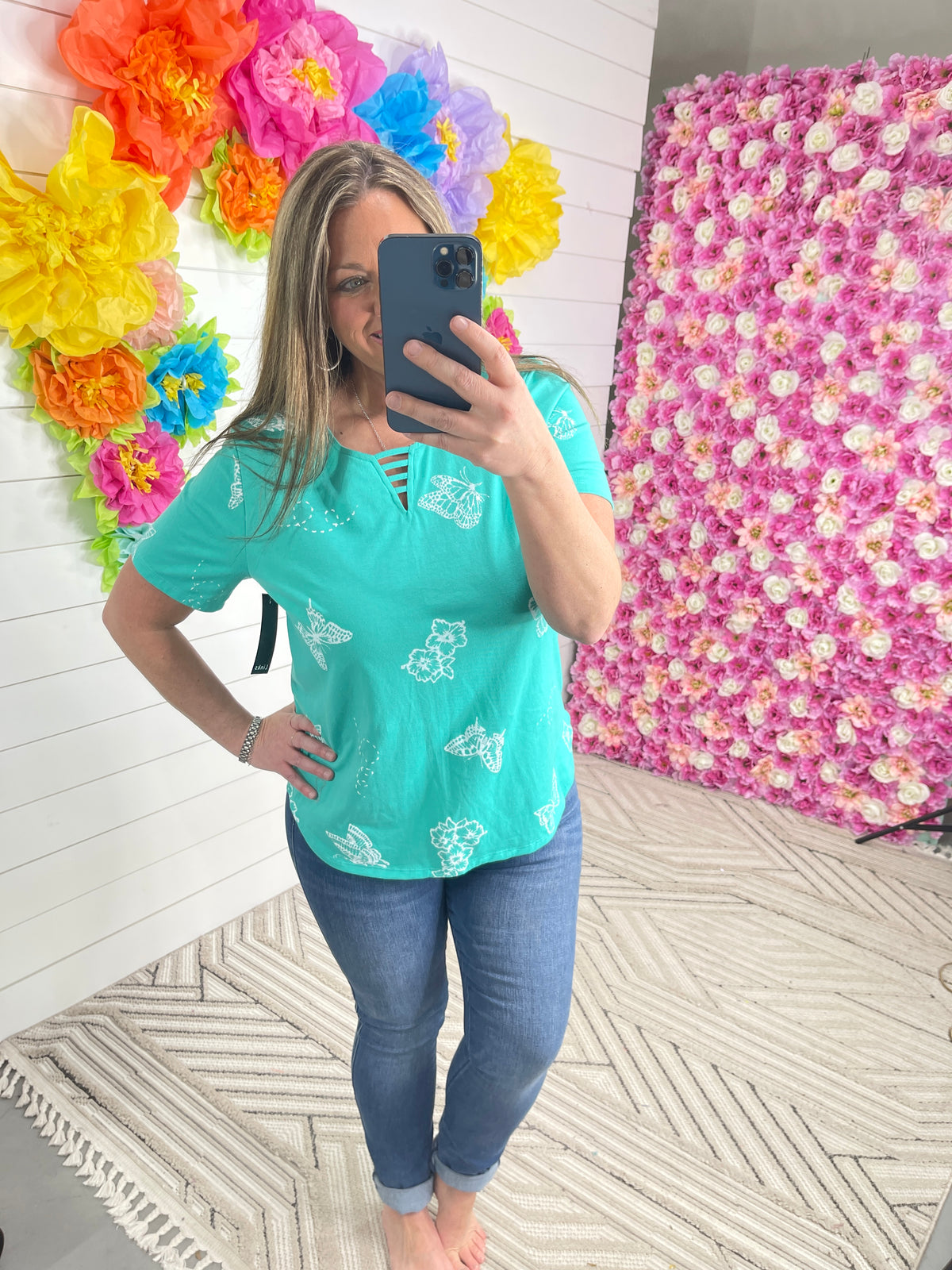 MINT BUTTERFLY TOP W/ CUTOUT