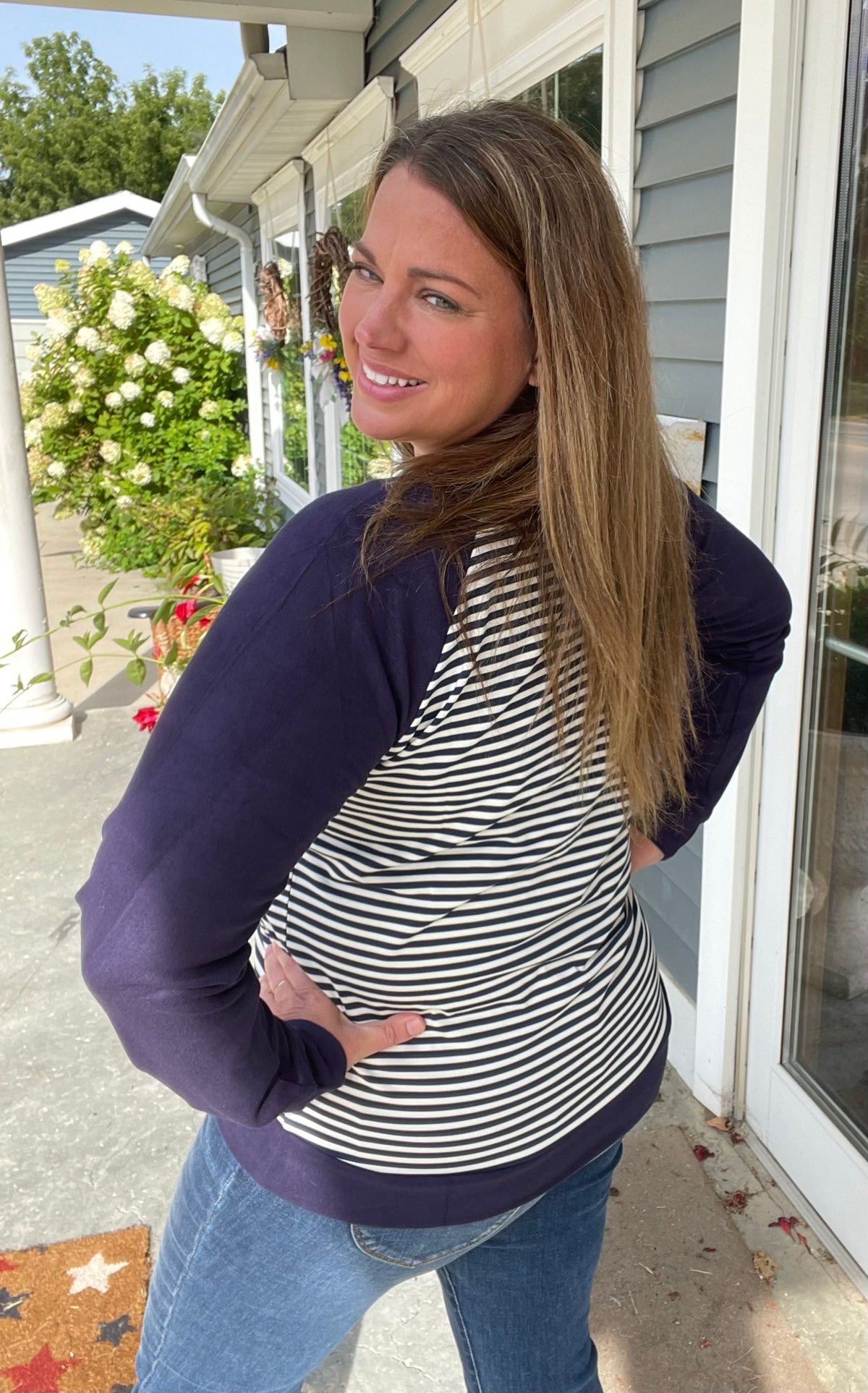 NAVY STRIPED KNIT BASEBALL STYLE TOP