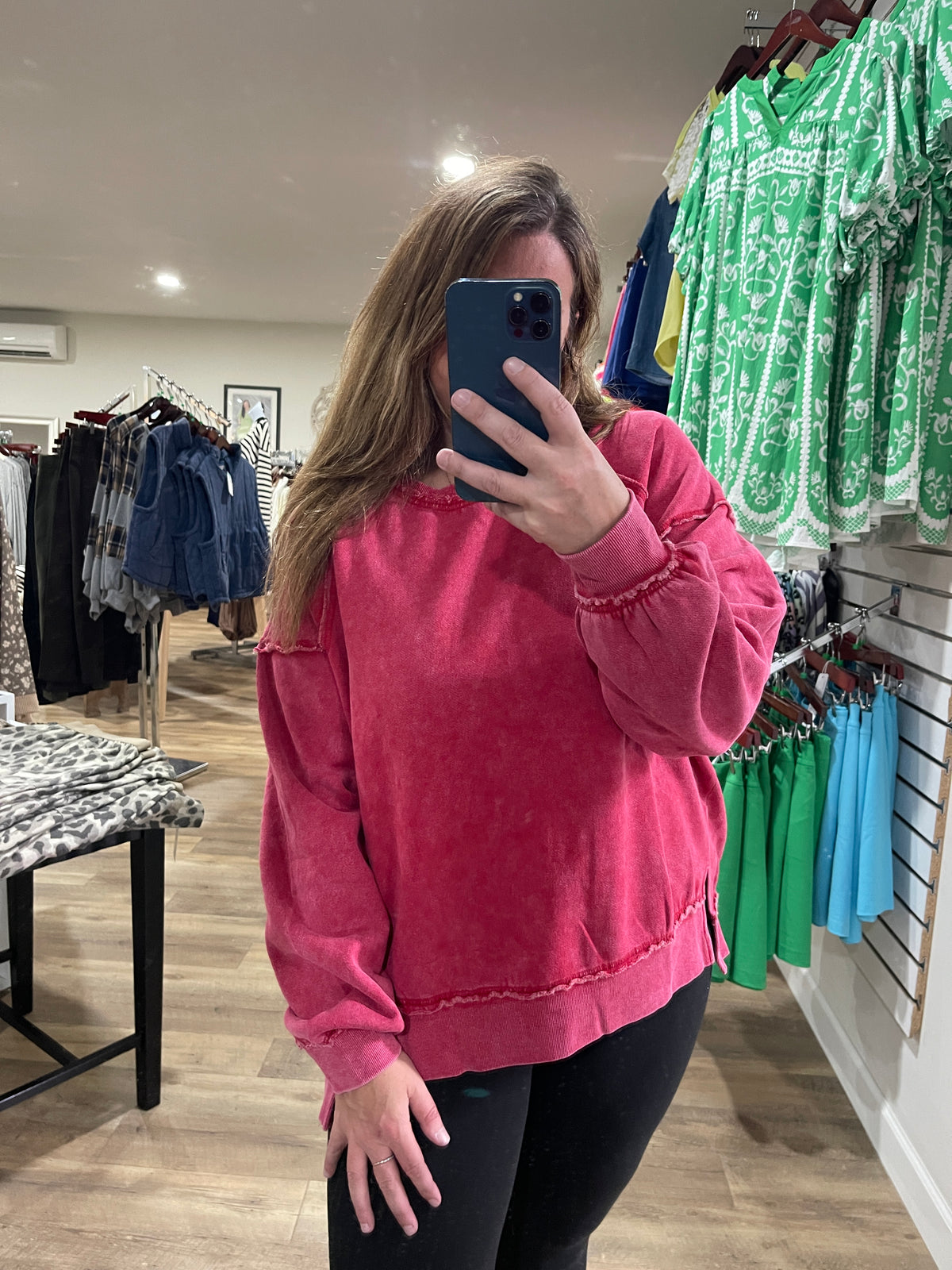 RED MINERAL WASH SOFT FLEECE LINING OVERSIZED PULLOVER