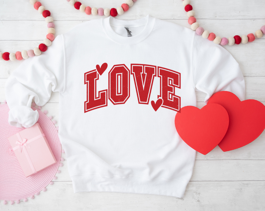 LOVE GRAPHIC SHORT SLEEVE TEE