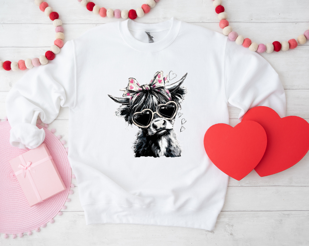 VALENTINE HALF TONE HIGHLAND COW SHORT SLEEVE TEE