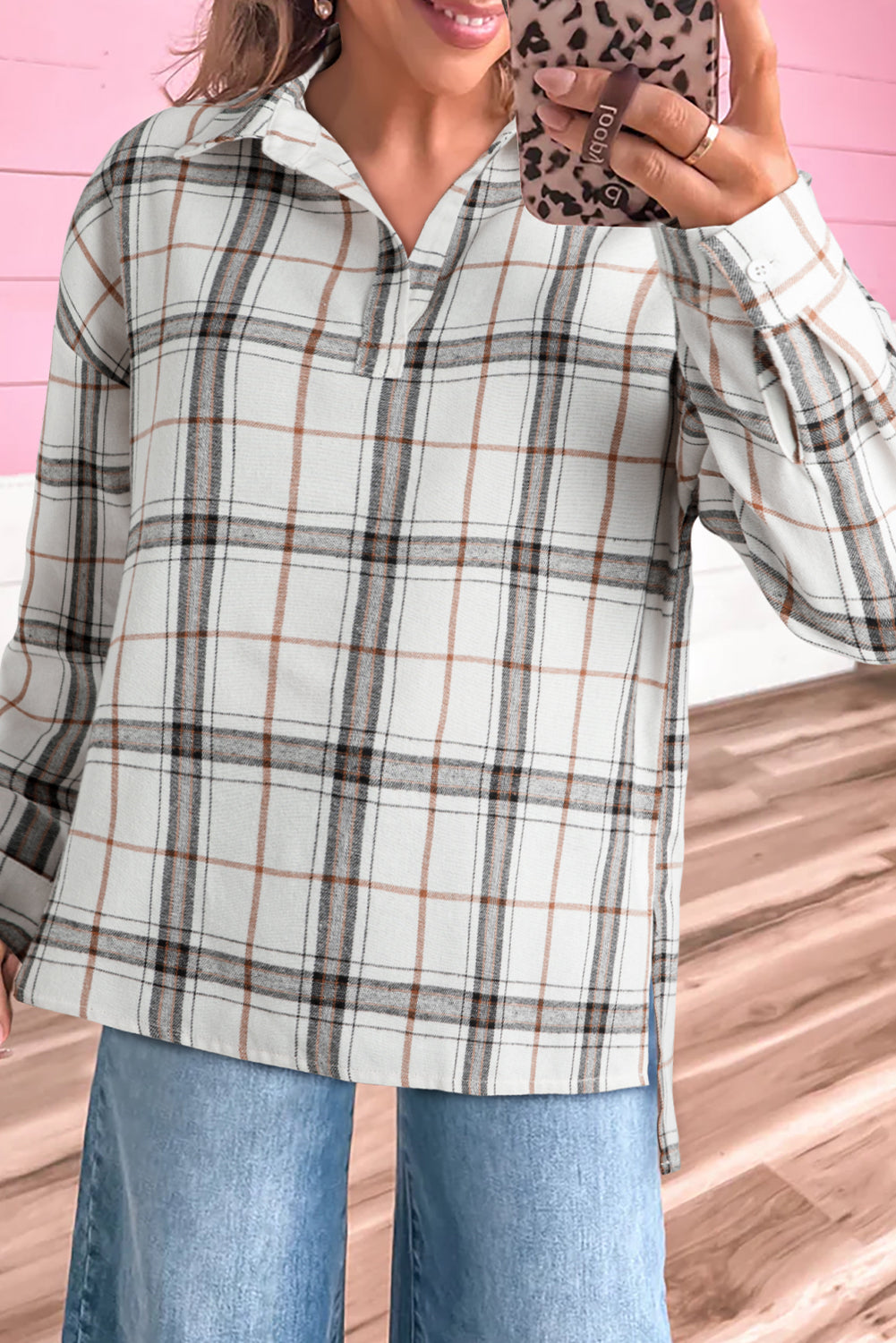 WHITE/CAMEL/BLACK V NECK PLAID TOP