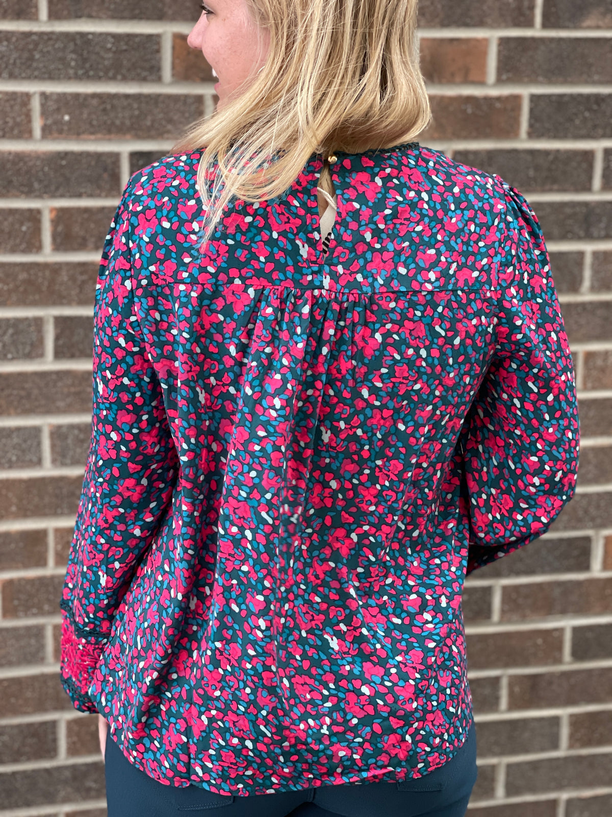 TEAL/MAGENTA FLORAL EMBROIDERED TOP