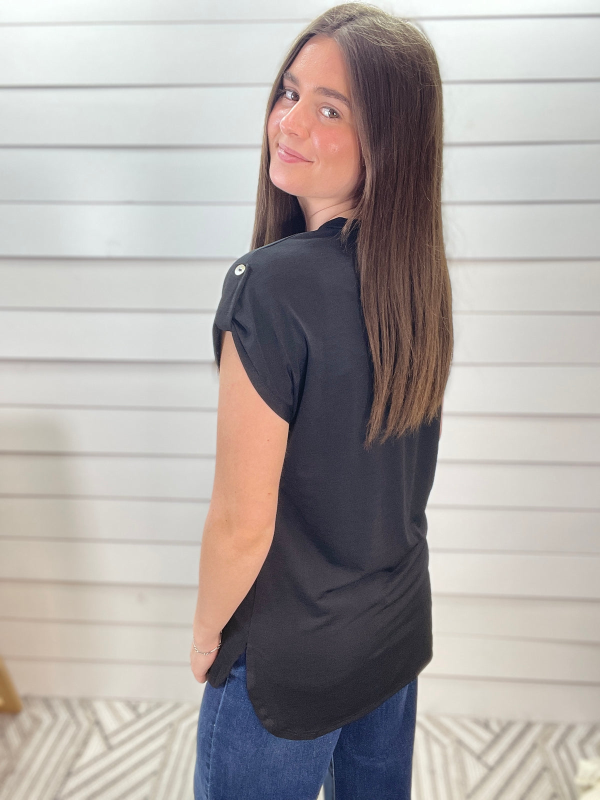 BLACK V NECK BUTTON SLEEVE TOP