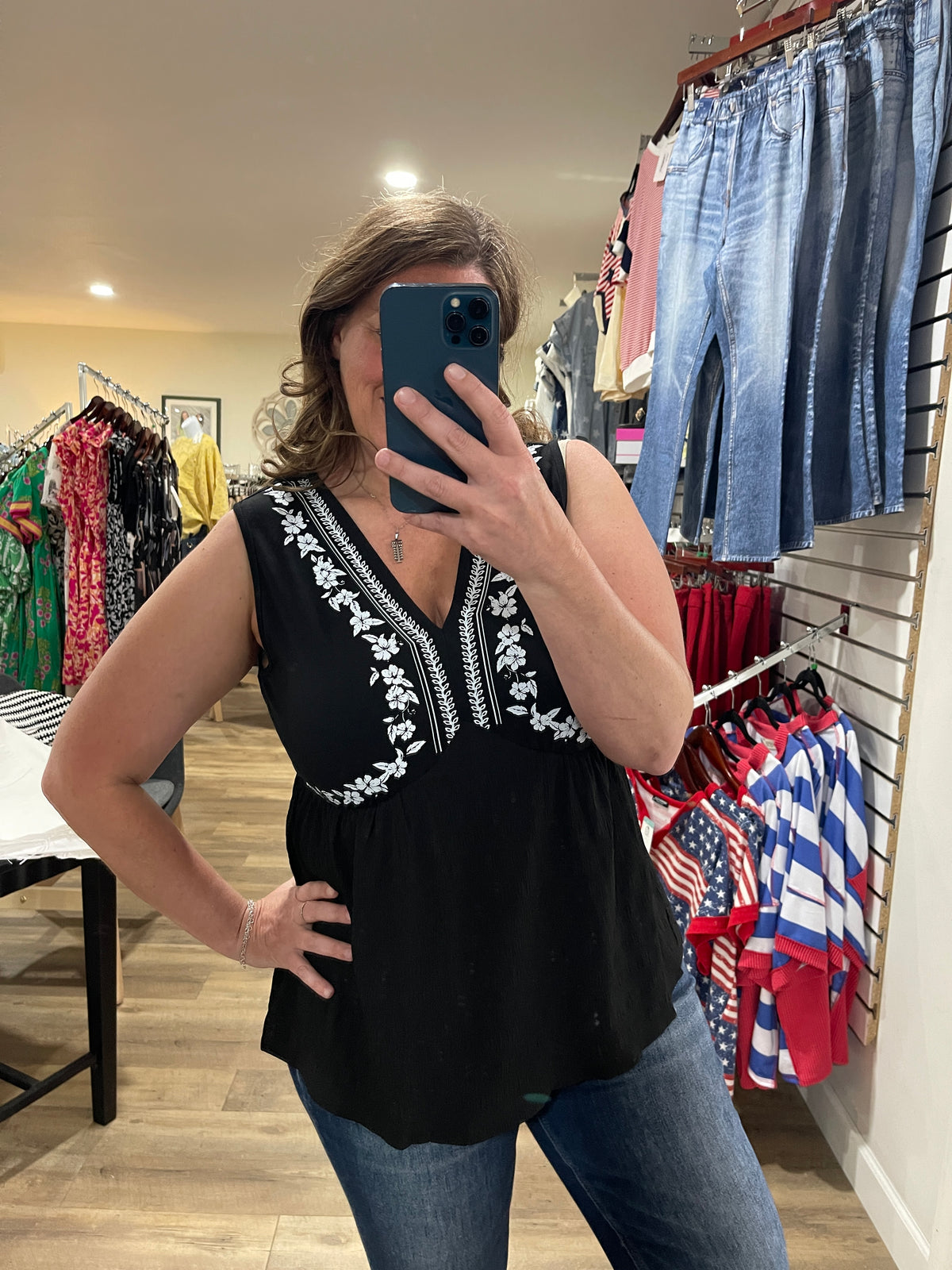 BLACK FLORAL PRINT V NECK TANK TOP