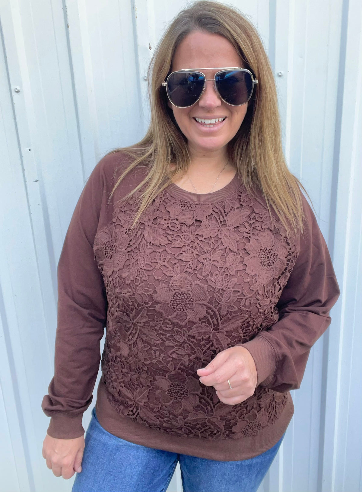 CHOCOLATE LACE FRONT PULLOVER