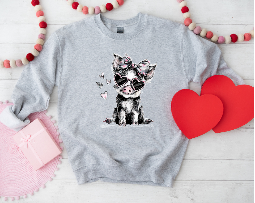 VALENTINE PIG SWEATSHIRT