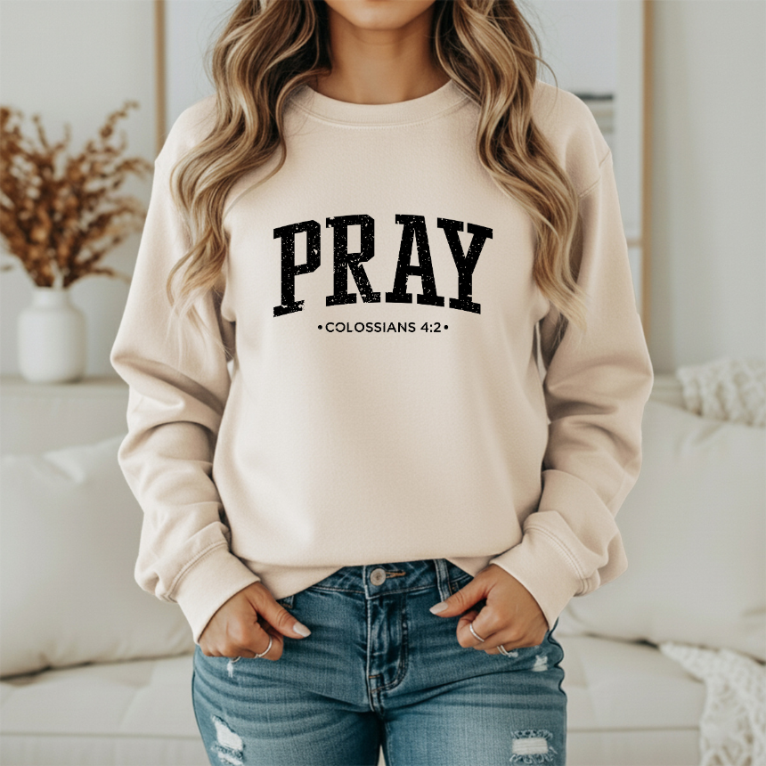 PRAY GRAPHIC SWEATSHIRT